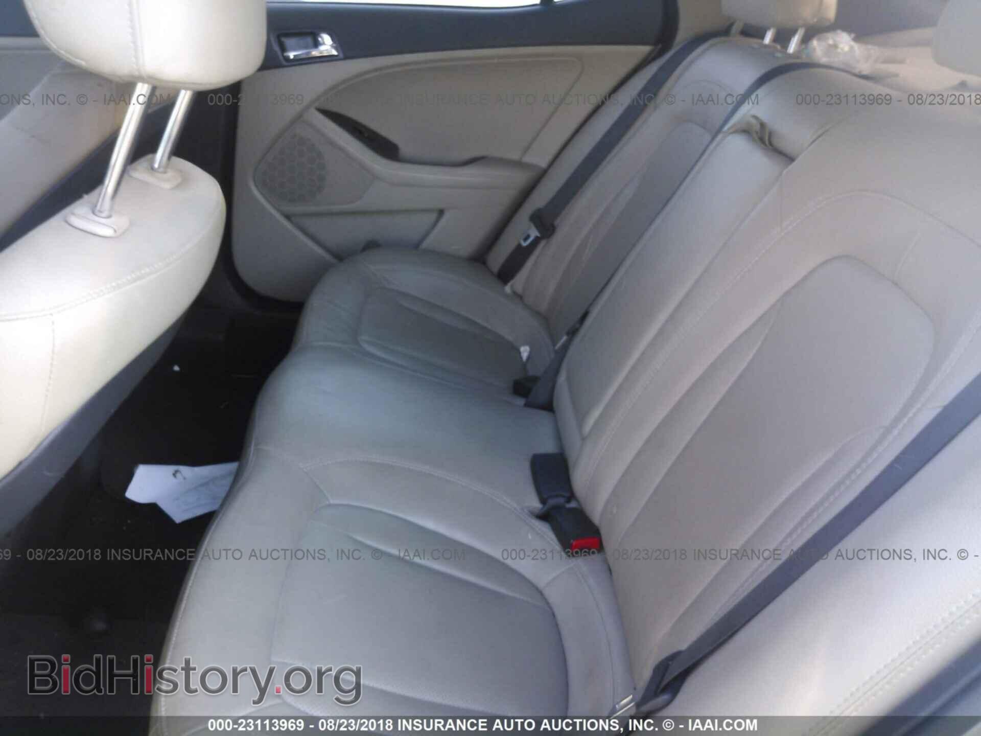 2011 Kia Optima - VIN: KNAGN4A75B5122942 - Photo 8