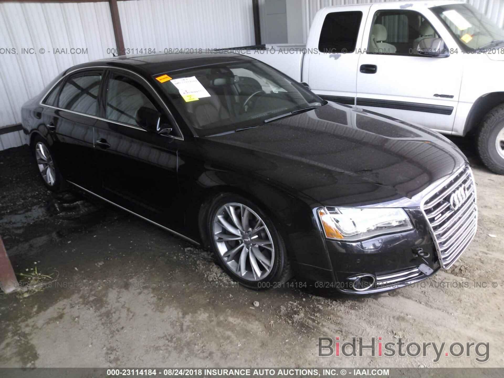 Photo WAURVAFD7BN022573 - Audi A8 2011