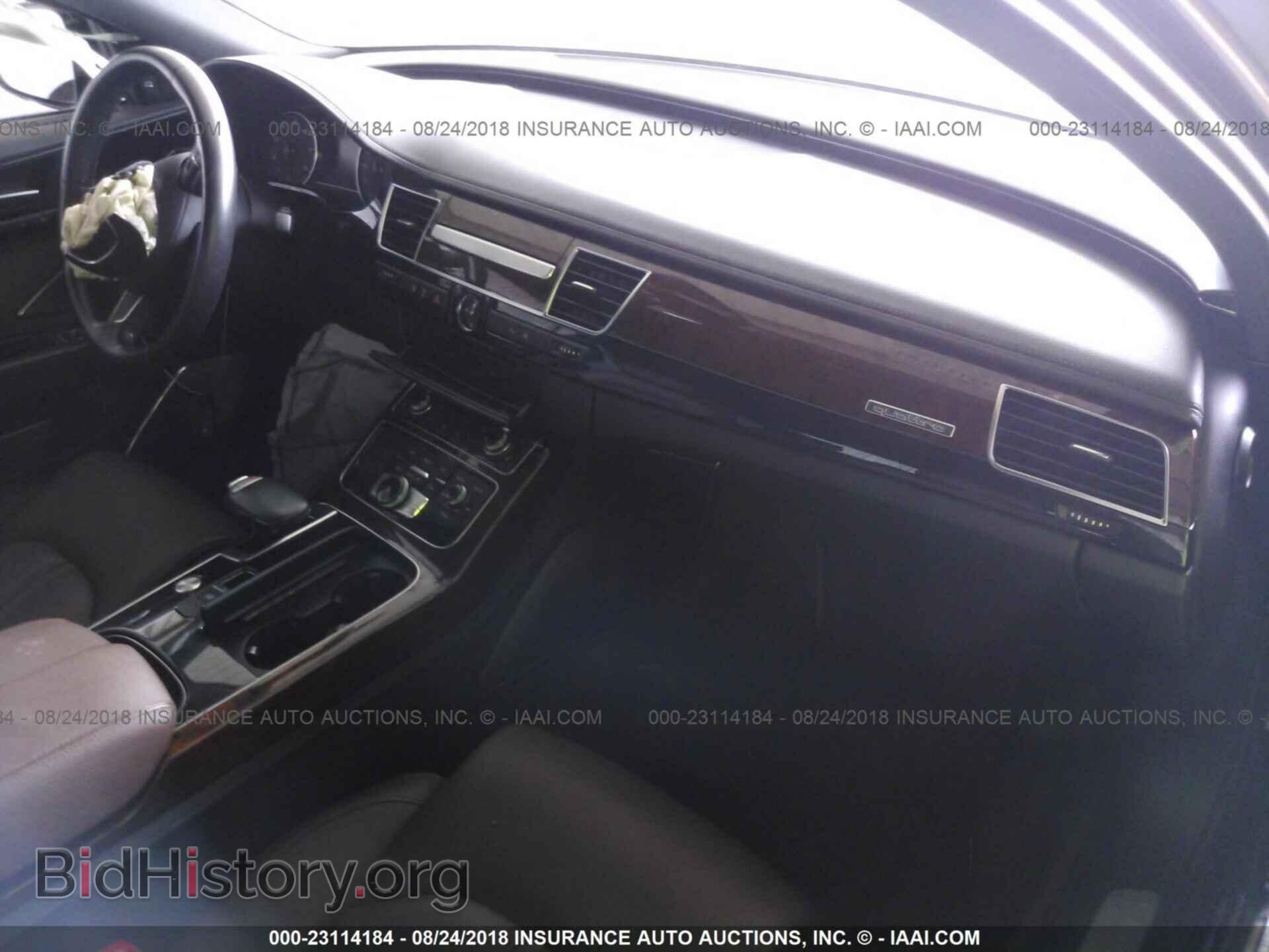 2011 Audi A8 - VIN: WAURVAFD7BN022573 - Photo 5
