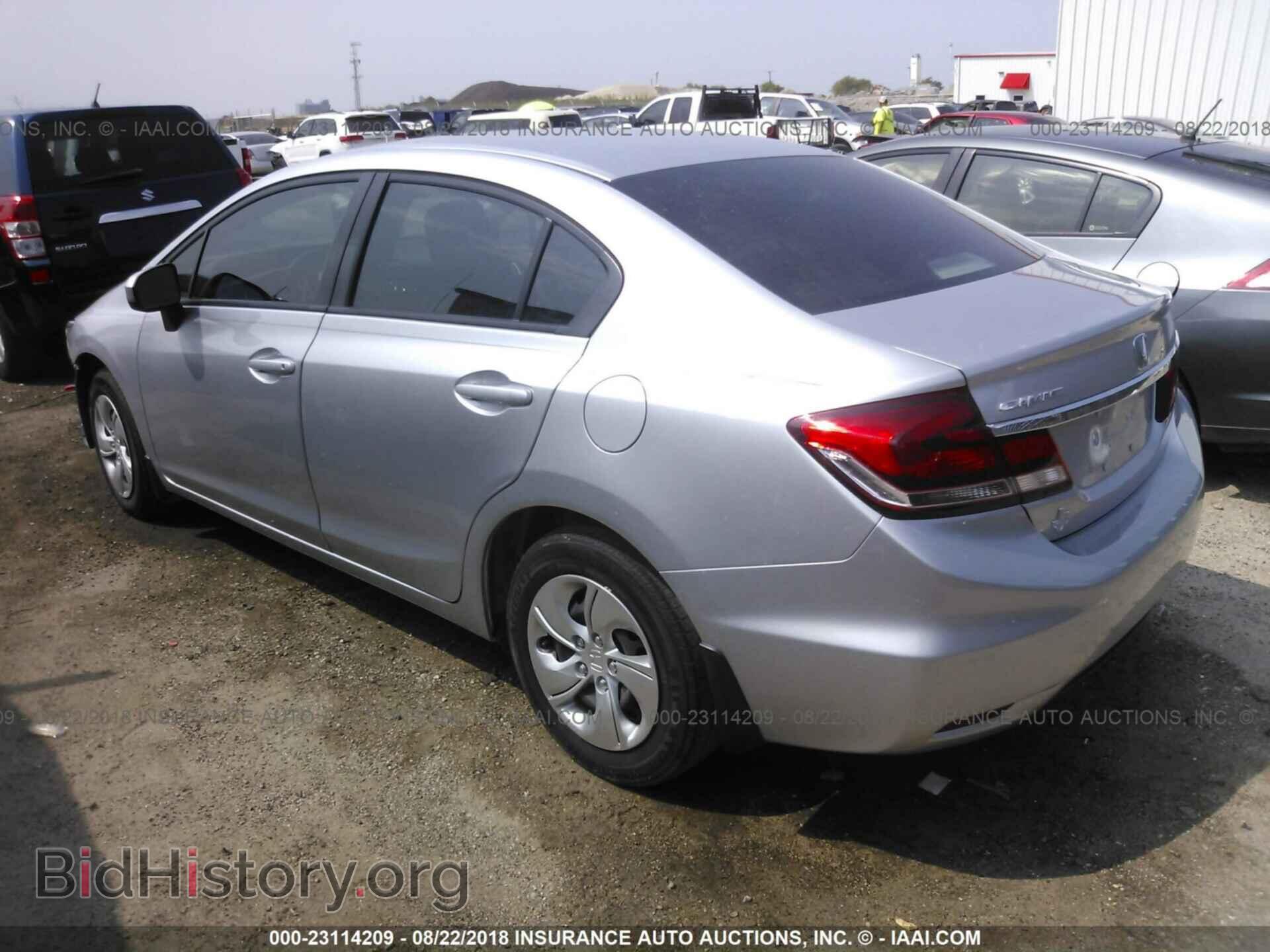 2014 Honda Civic - VIN: 19XFB2F5XEE077895 - Photo 3
