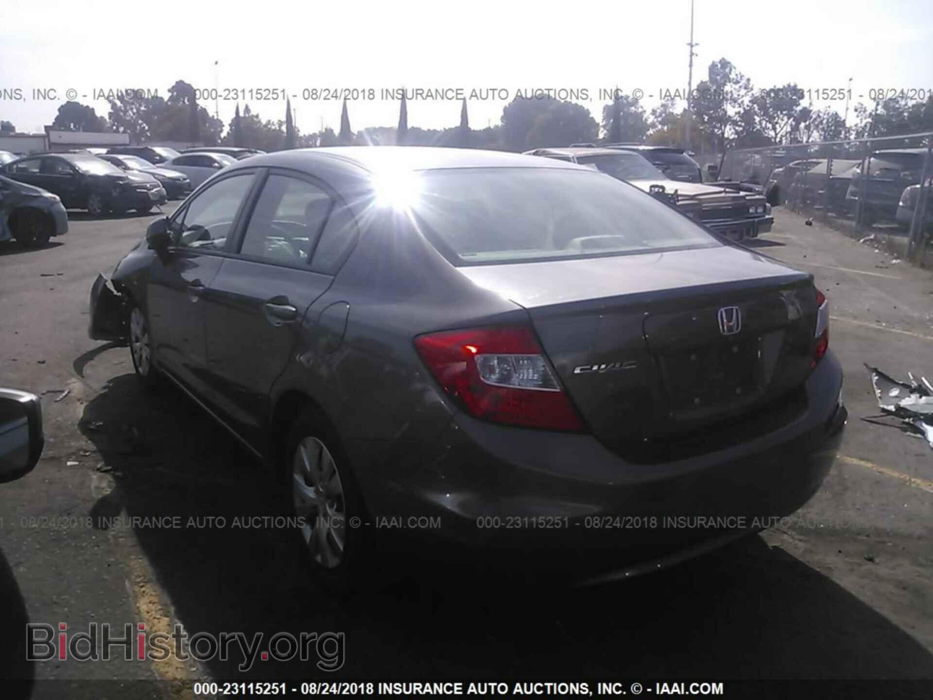 2012 Honda Civic - VIN: 19XFB2F54CE355512 - Photo 3