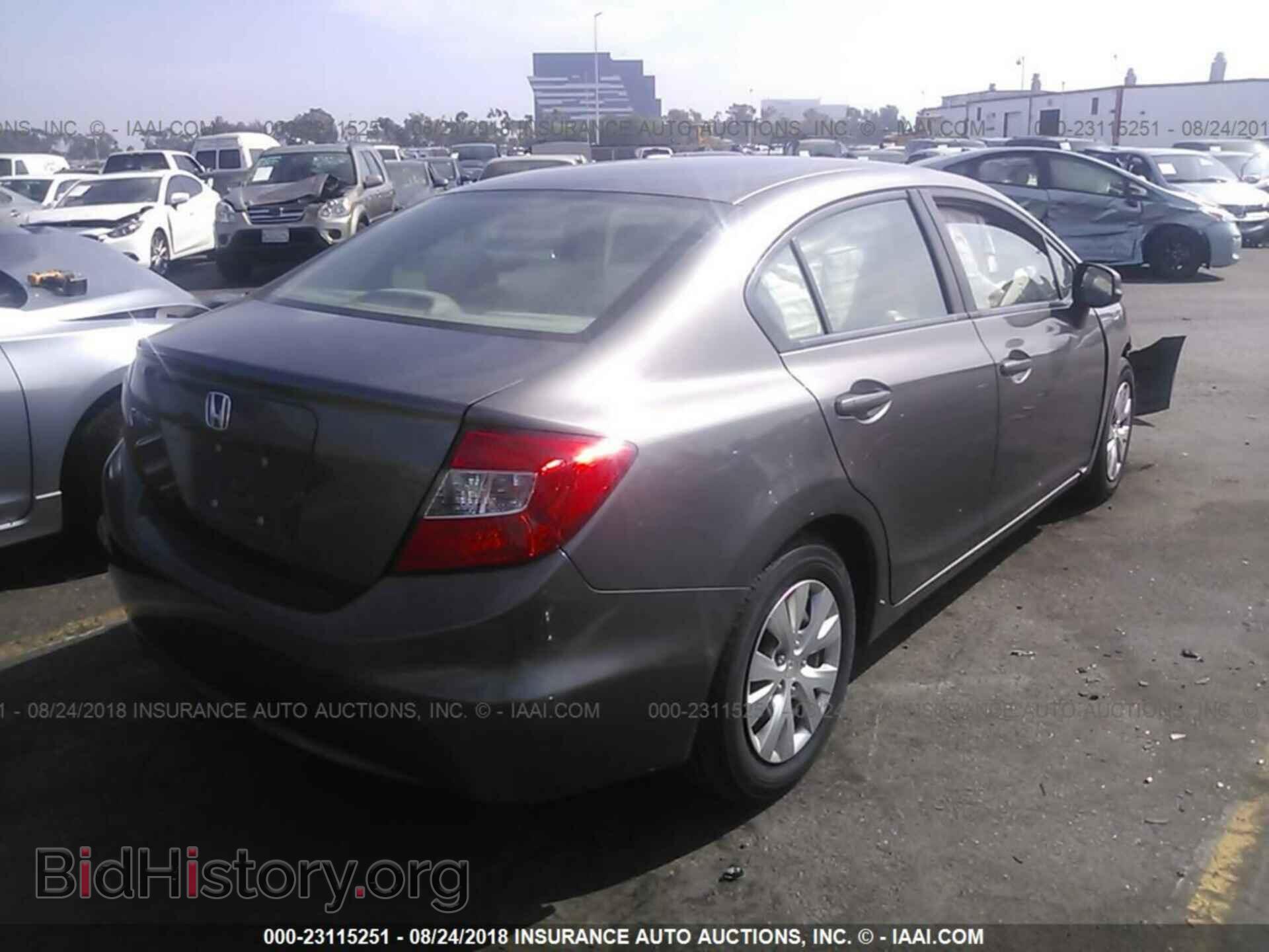 2012 Honda Civic - VIN: 19XFB2F54CE355512 - Photo 4