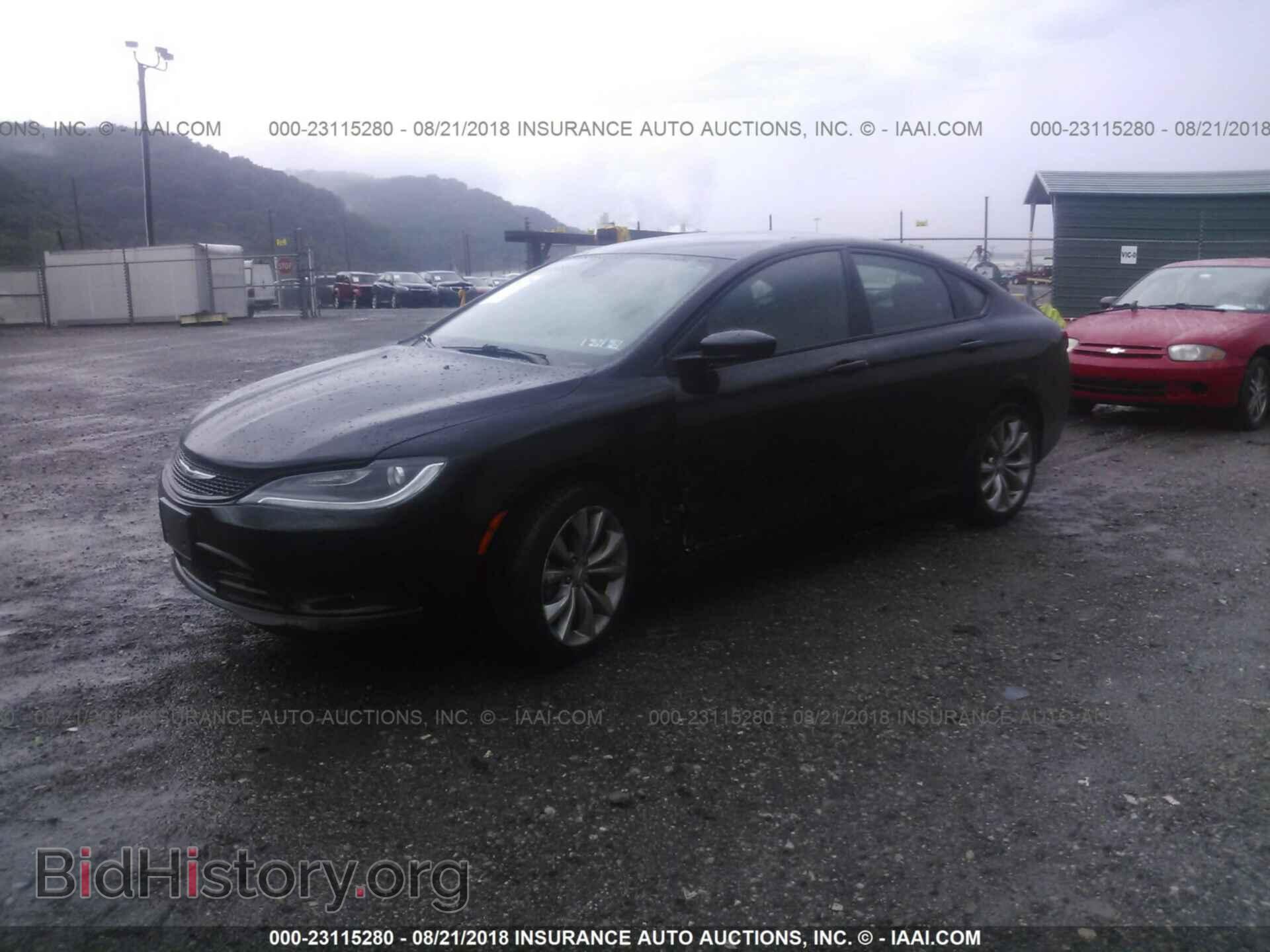 2015 Chrysler 200 - VIN: 1C3CCCBB9FN712043 - Photo 2