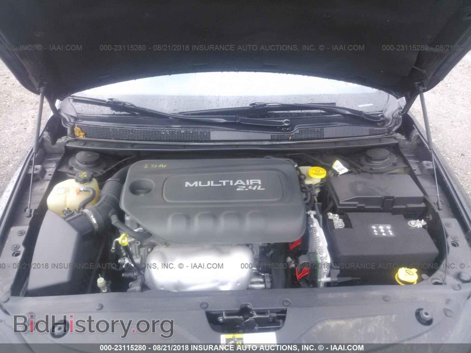 2015 Chrysler 200 - VIN: 1C3CCCBB9FN712043 - Photo 10