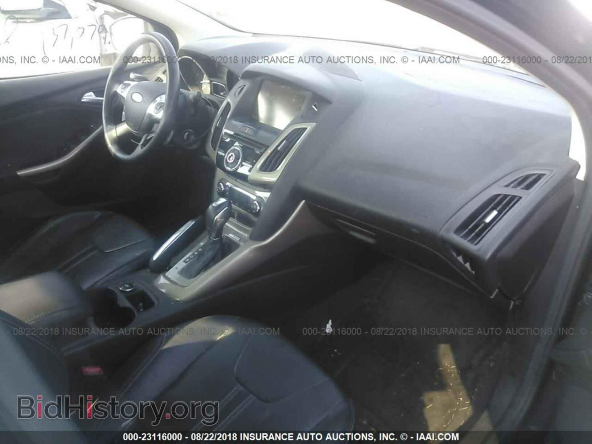 2012 Ford Focus - VIN: 1FAHP3H27CL129996 - Photo 5