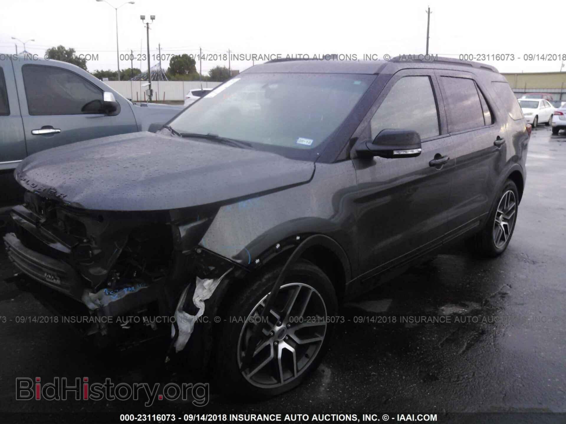2017 Ford Explorer - VIN: 1FM5K8GT8HGB81099 - Фото 2