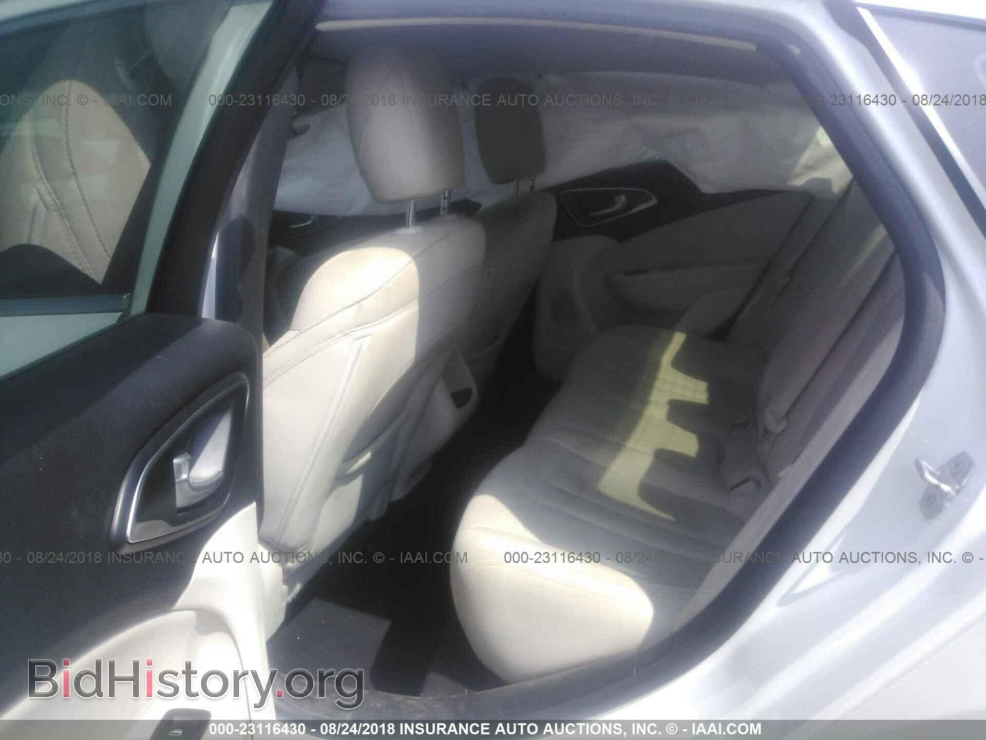 2015 Chrysler 200 - VIN: 1C3CCCAB1FN671554 - Photo 8