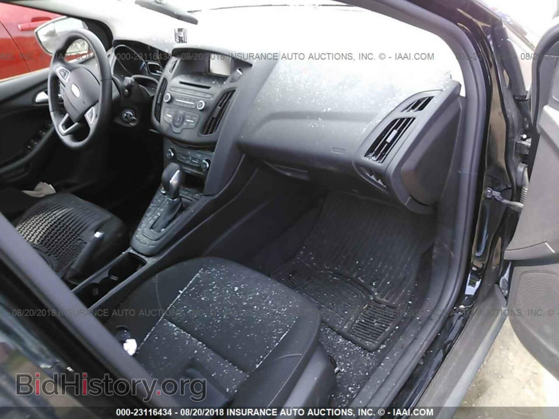 2017 Ford Focus - VIN: 1FADP3K23HL329014 - Фото 5