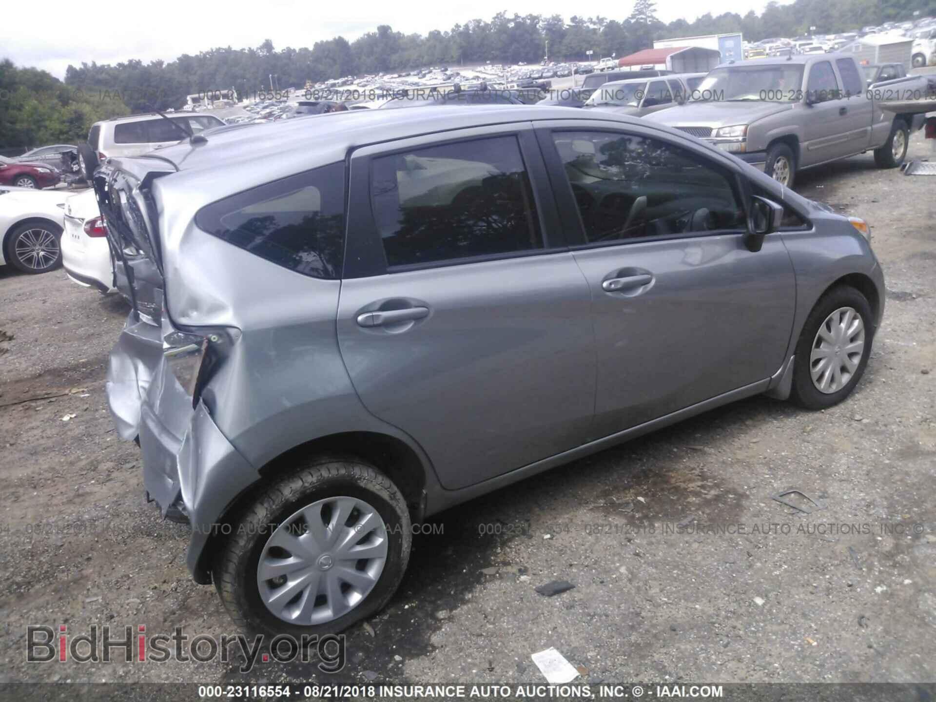 2015 Nissan Versa note - VIN: 3N1CE2CP7FL392086 - Фото 4