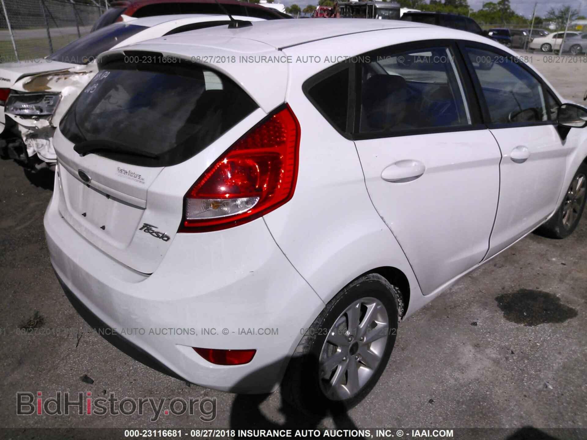 2011 Ford Fiesta - VIN: 3FADP4EJ2BM147495 - Фото 4