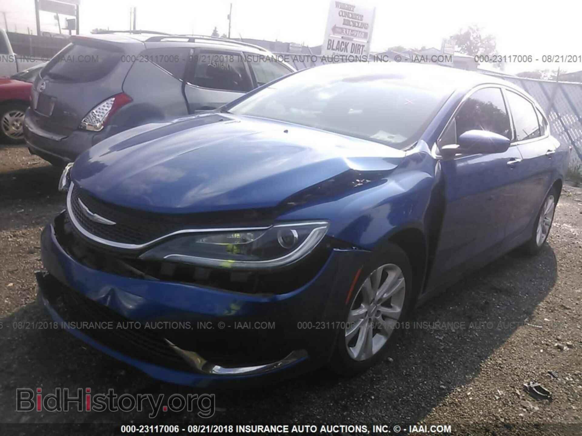 2015 Chrysler 200 - VIN: 1C3CCCAB1FN731087 - Photo 2