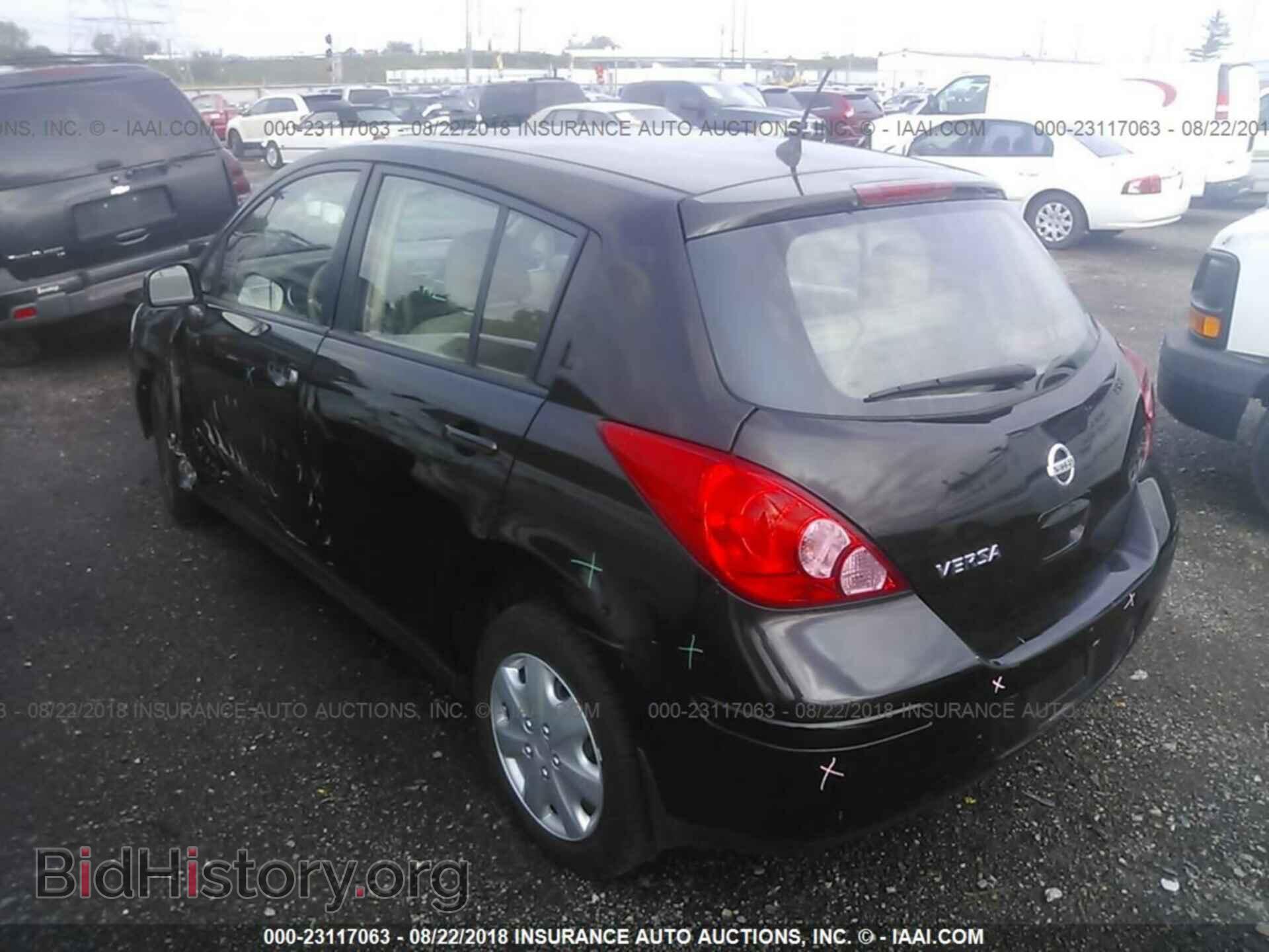 2011 Nissan Versa - VIN: 3N1BC1CP3BL410248 - Фото 3