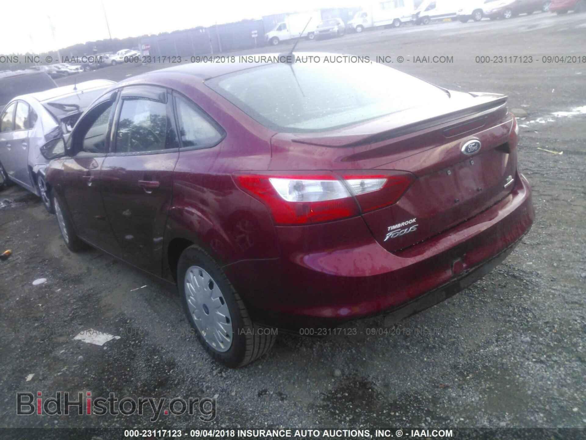 2013 Ford Focus - VIN: 1FADP3F28DL218964 - Photo 3