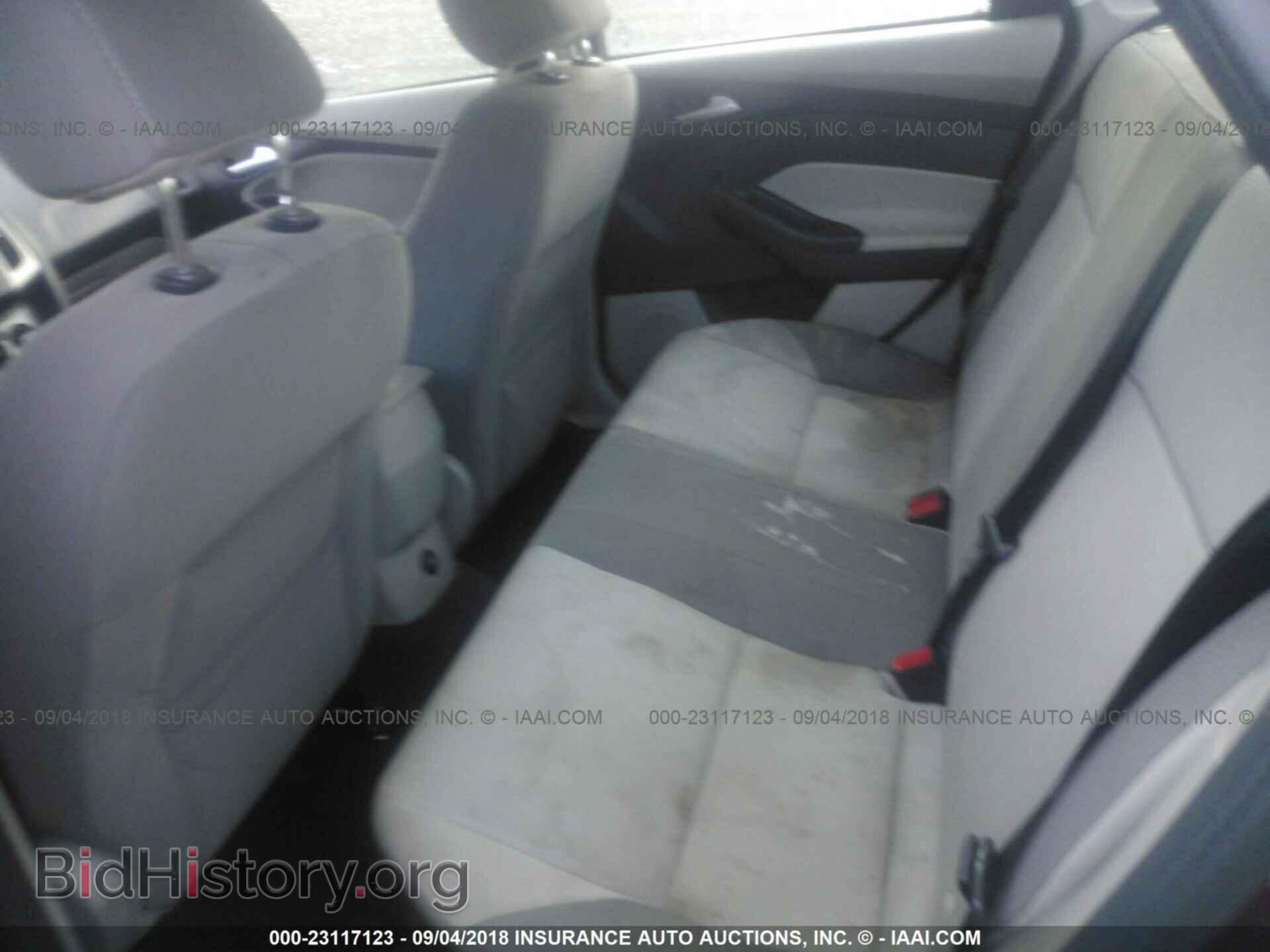 2013 Ford Focus - VIN: 1FADP3F28DL218964 - Photo 8
