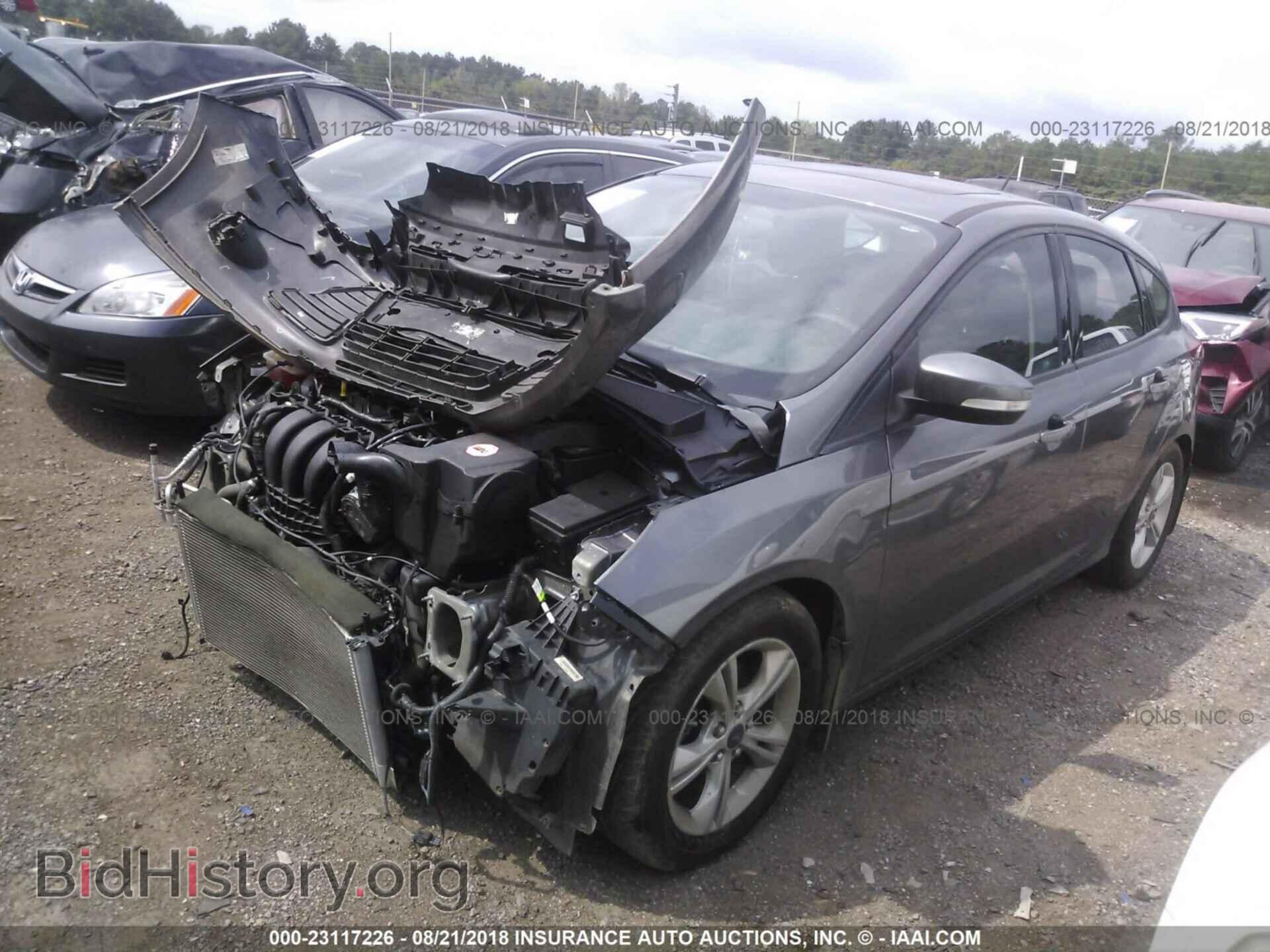 2014 Ford Focus - VIN: 1FADP3K21EL304589 - Photo 2