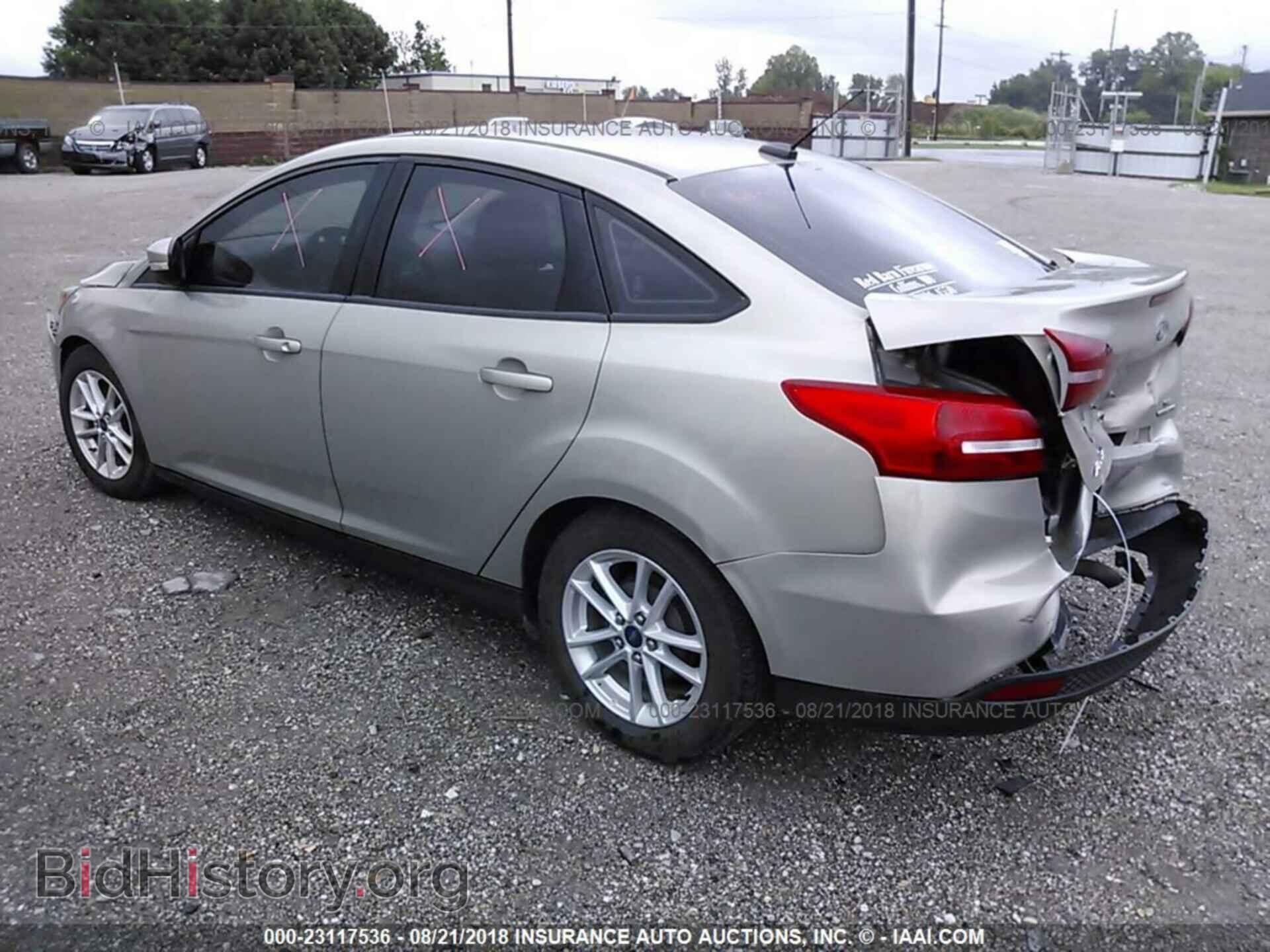 2015 Ford Focus - VIN: 1FADP3F21FL201751 - Фото 3