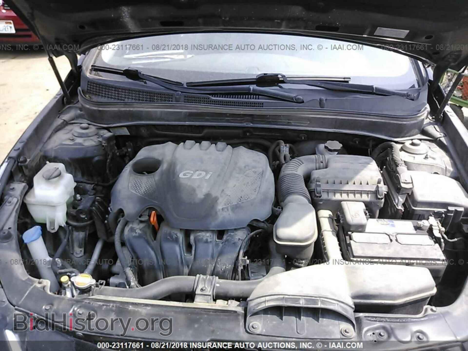 2012 Hyundai Sonata - VIN: 5NPEB4AC2CH381146 - Photo 10
