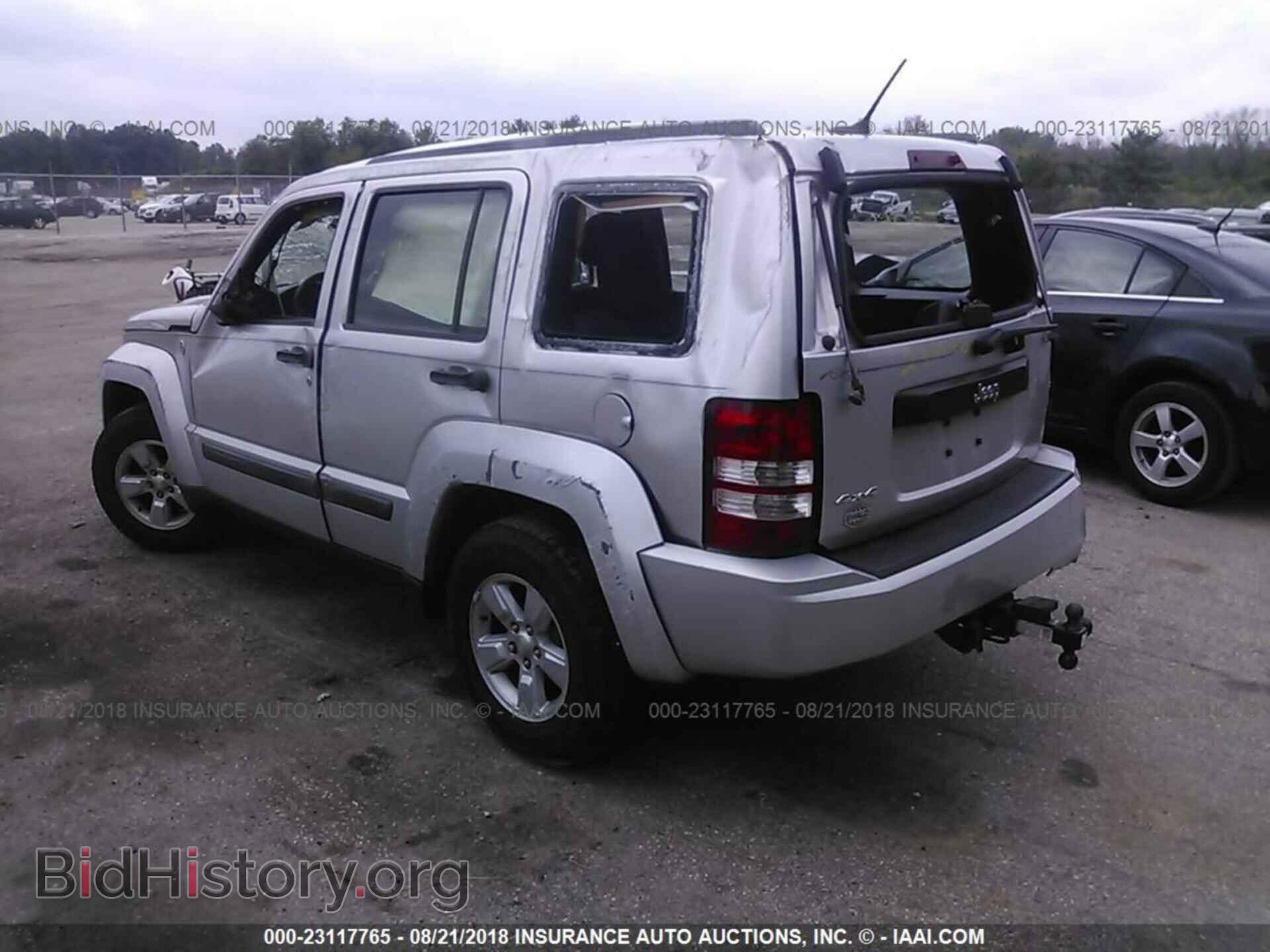 2011 Jeep Liberty - VIN: 1J4PN2GK8BW583558 - Фото 3