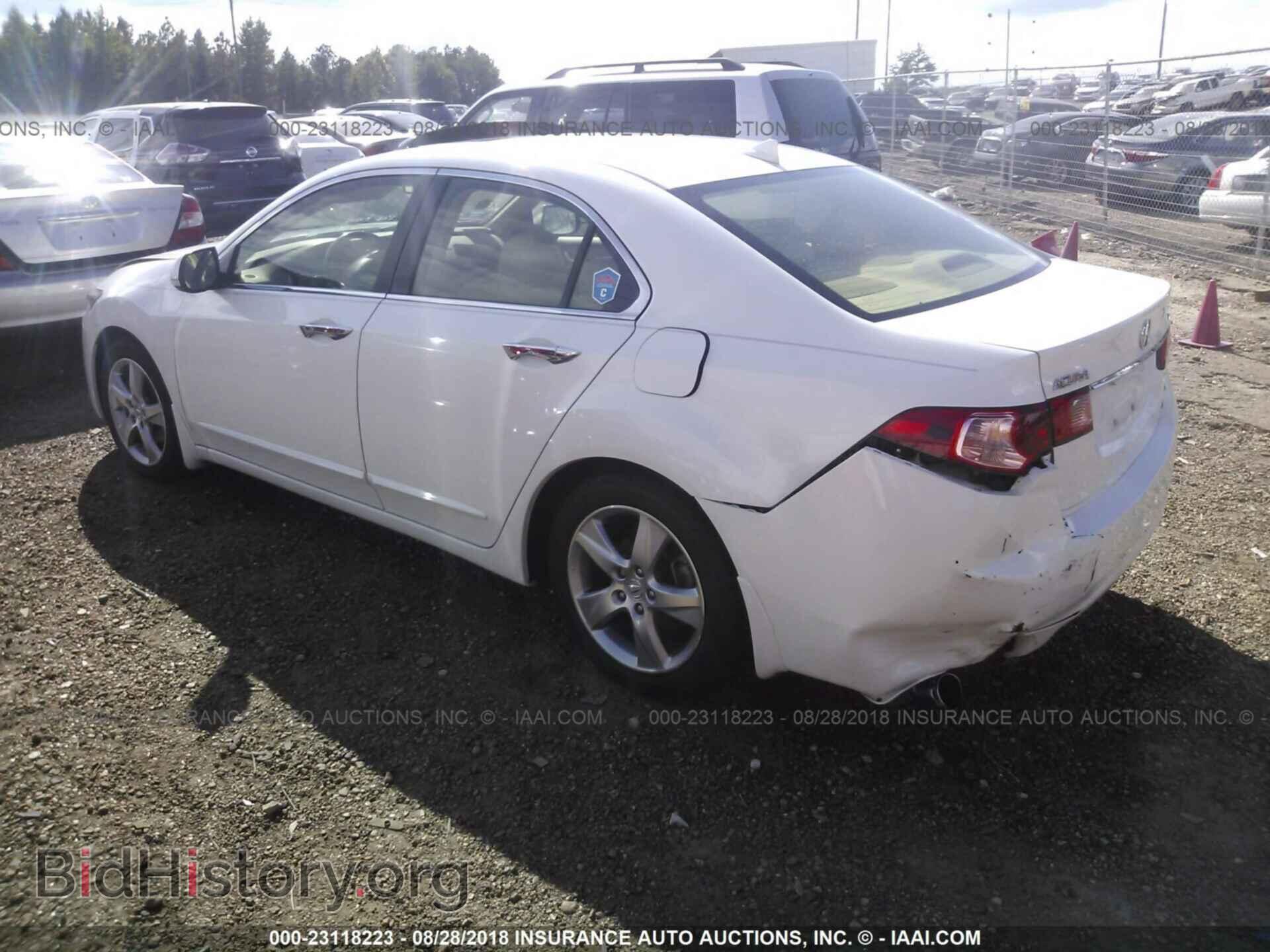 2014 Acura Tsx - VIN: JH4CU2F41EC001332 - Фото 3