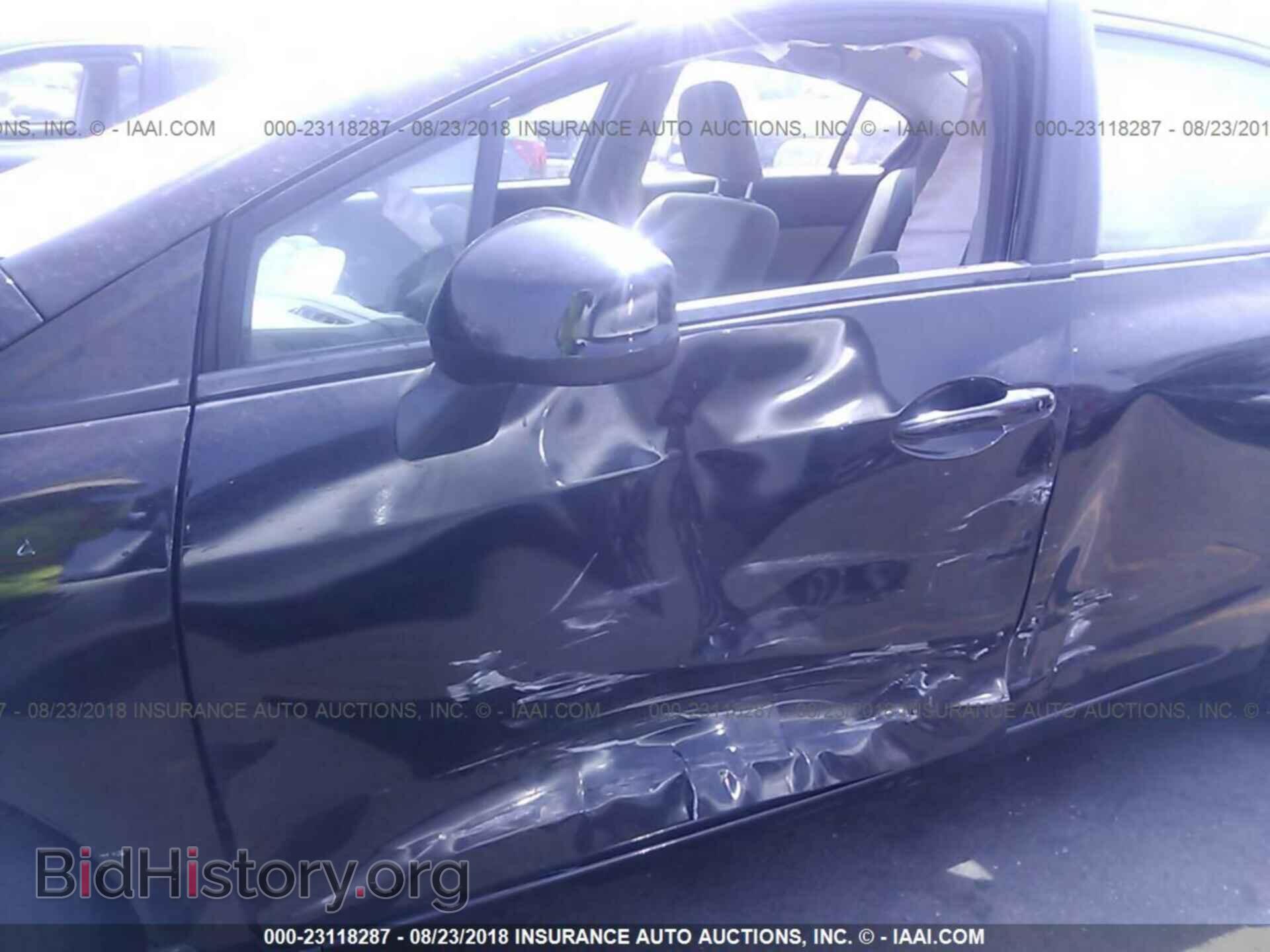 2012 Honda Civic - VIN: 19XFB2F54CE323241 - Photo 6