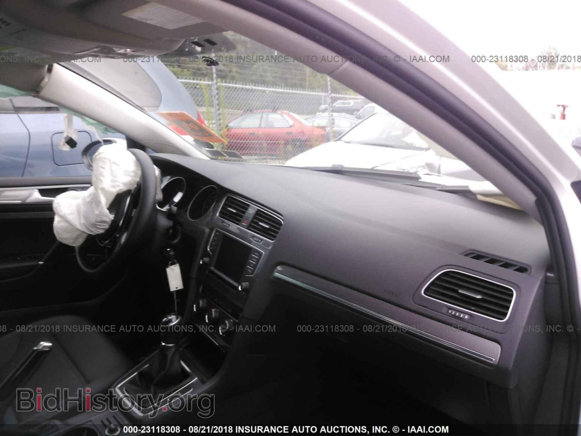 2017 Volkswagen Golf - VIN: 3VWM17AU1HM537474 - Фото 5