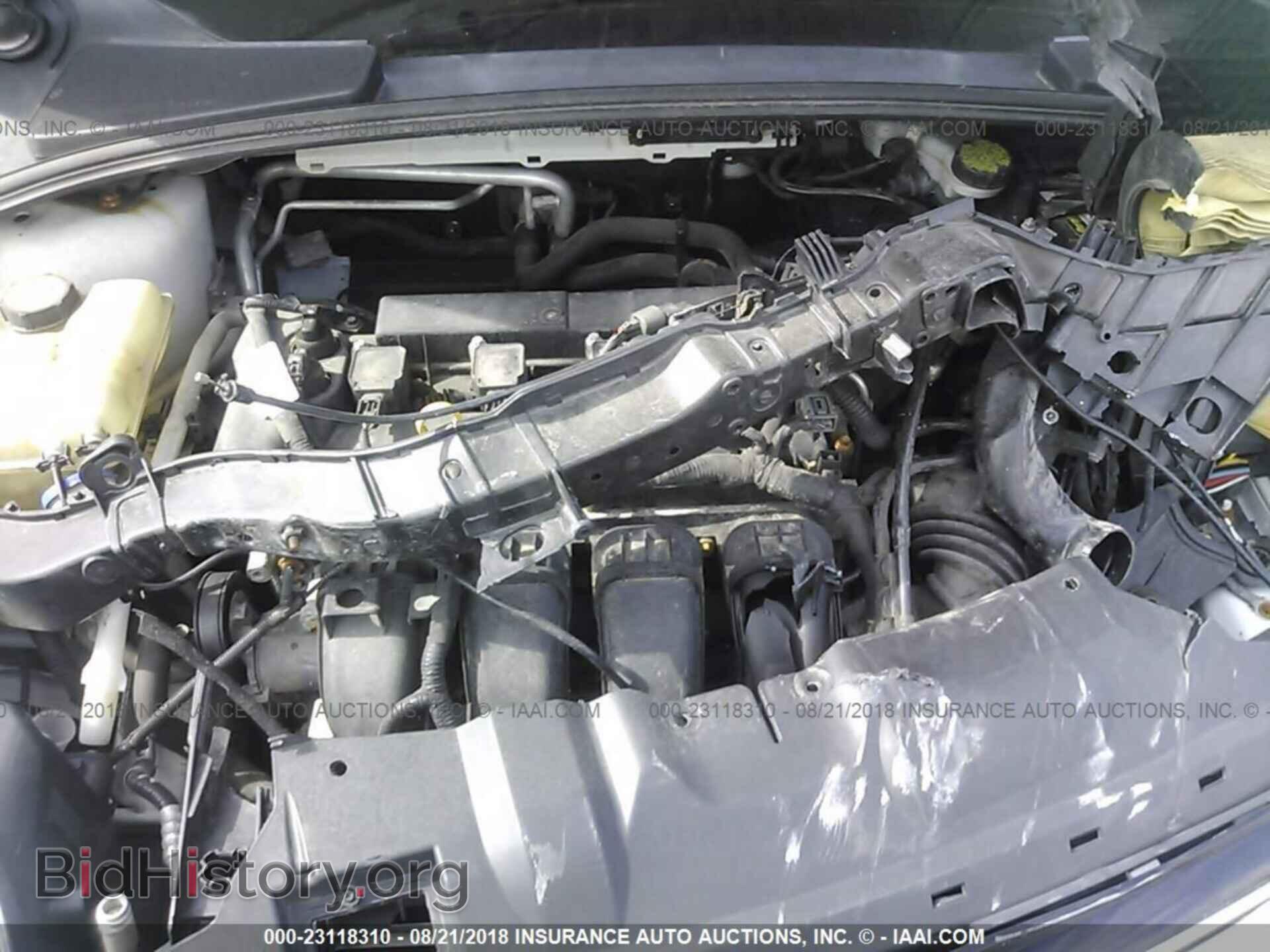 2012 Ford Focus - VIN: 1FAHP3F28CL272569 - Фото 10