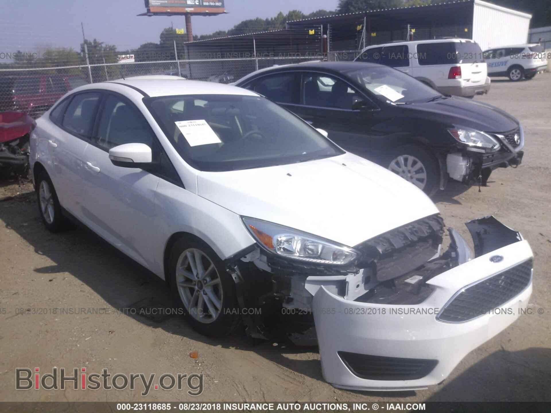 Photo 1FADP3F25HL215834 - Ford Focus 2017