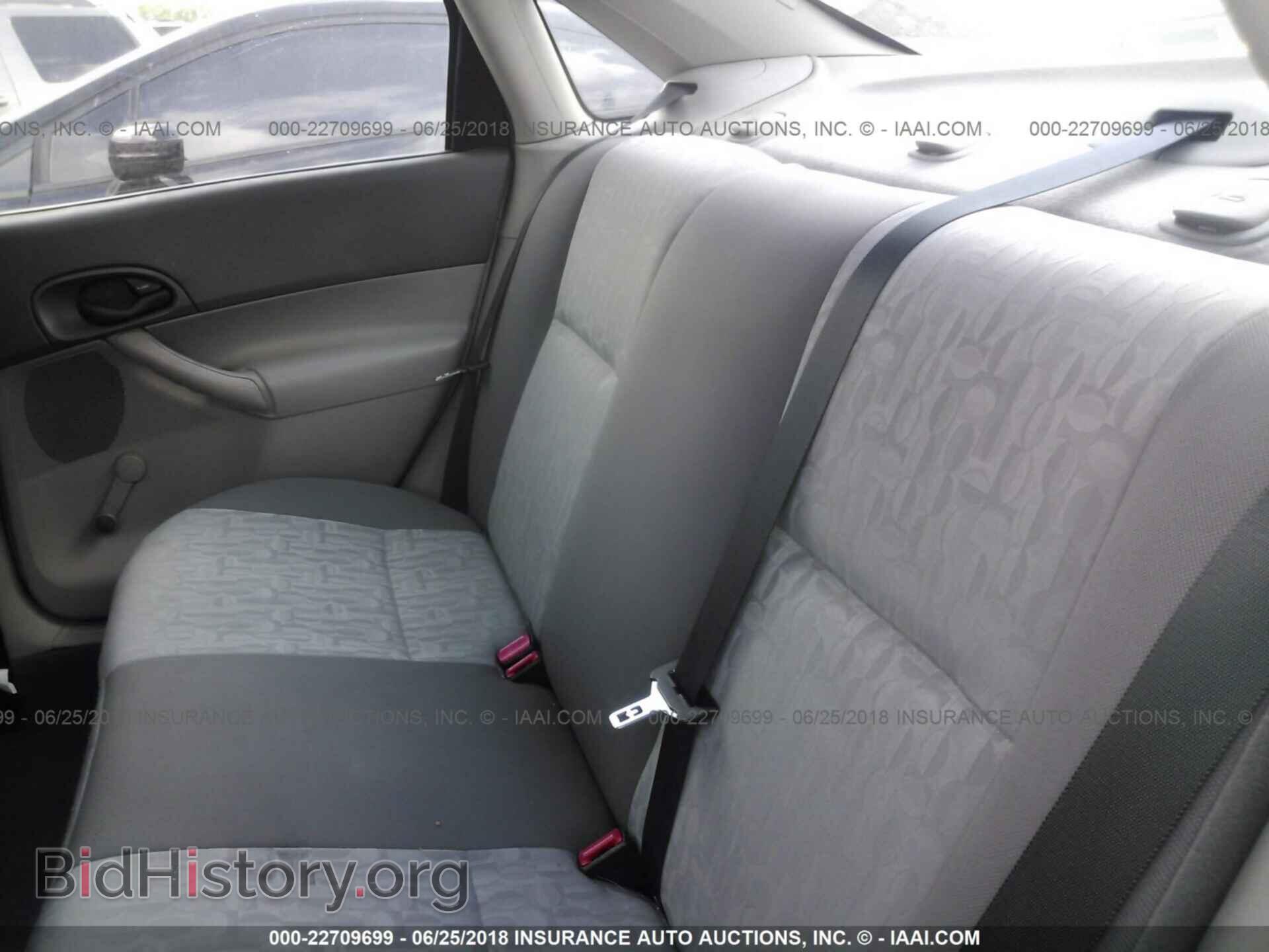 2005 FORD FOCUS - VIN: 1FAFP34N15W165224 - Фото 8