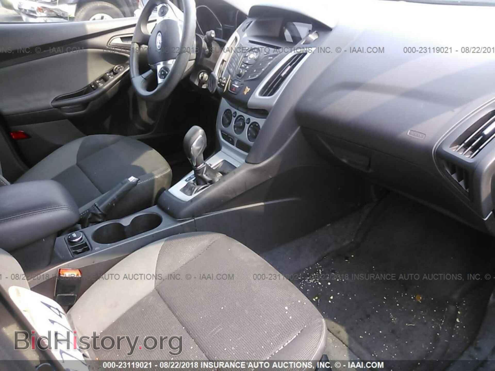 2012 Ford Focus - VIN: 1FAHP3K26CL157894 - Photo 5