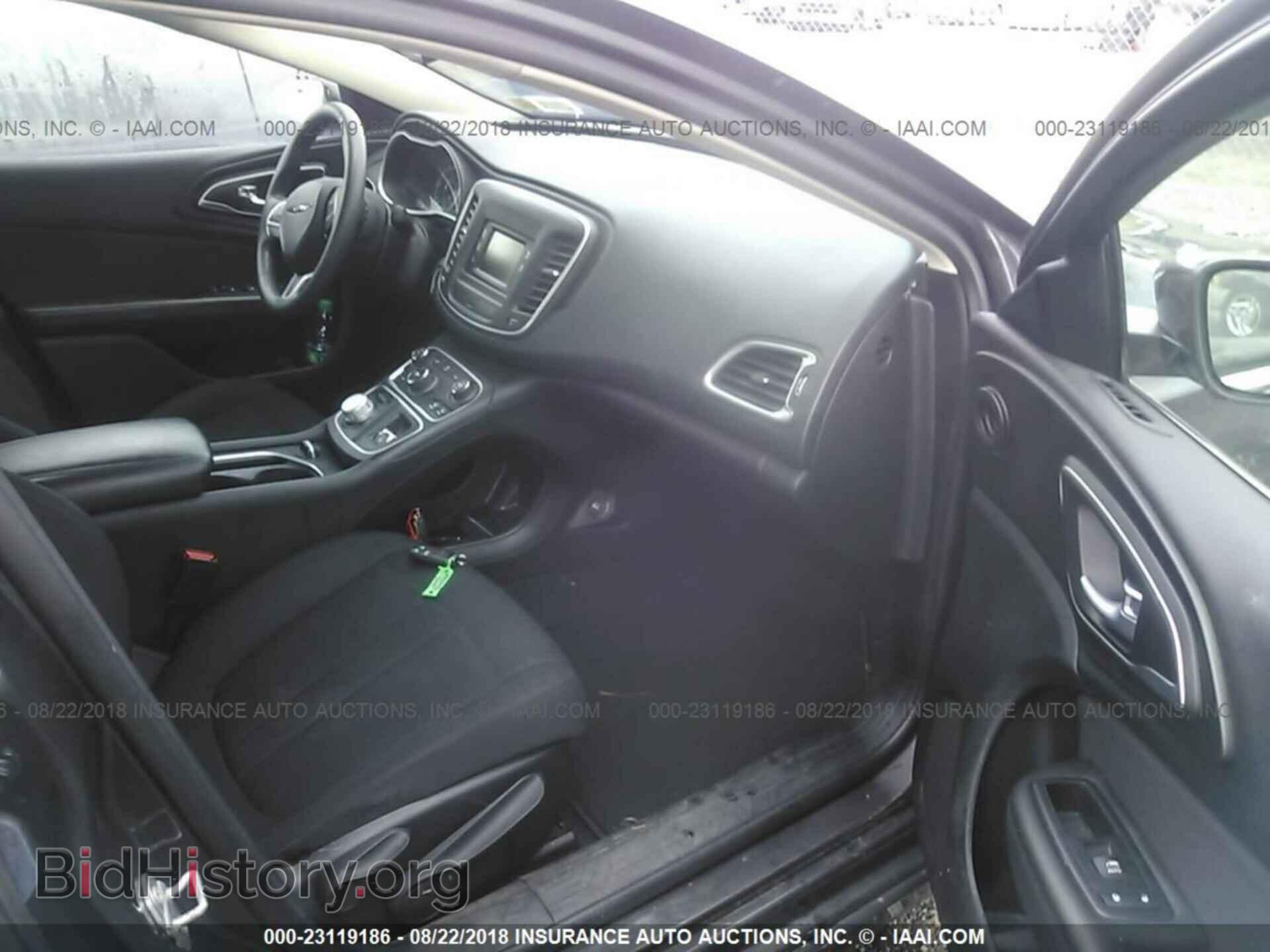 2015 Chrysler 200 - VIN: 1C3CCCAB7FN578487 - Photo 5