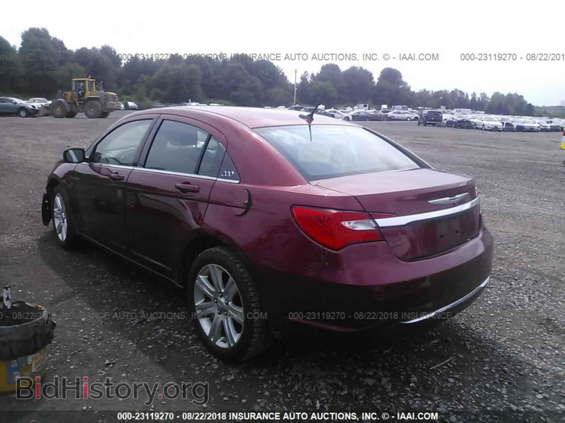 2012 Chrysler 200 - VIN: 1C3CCBBG1CN298418 - Фото 3