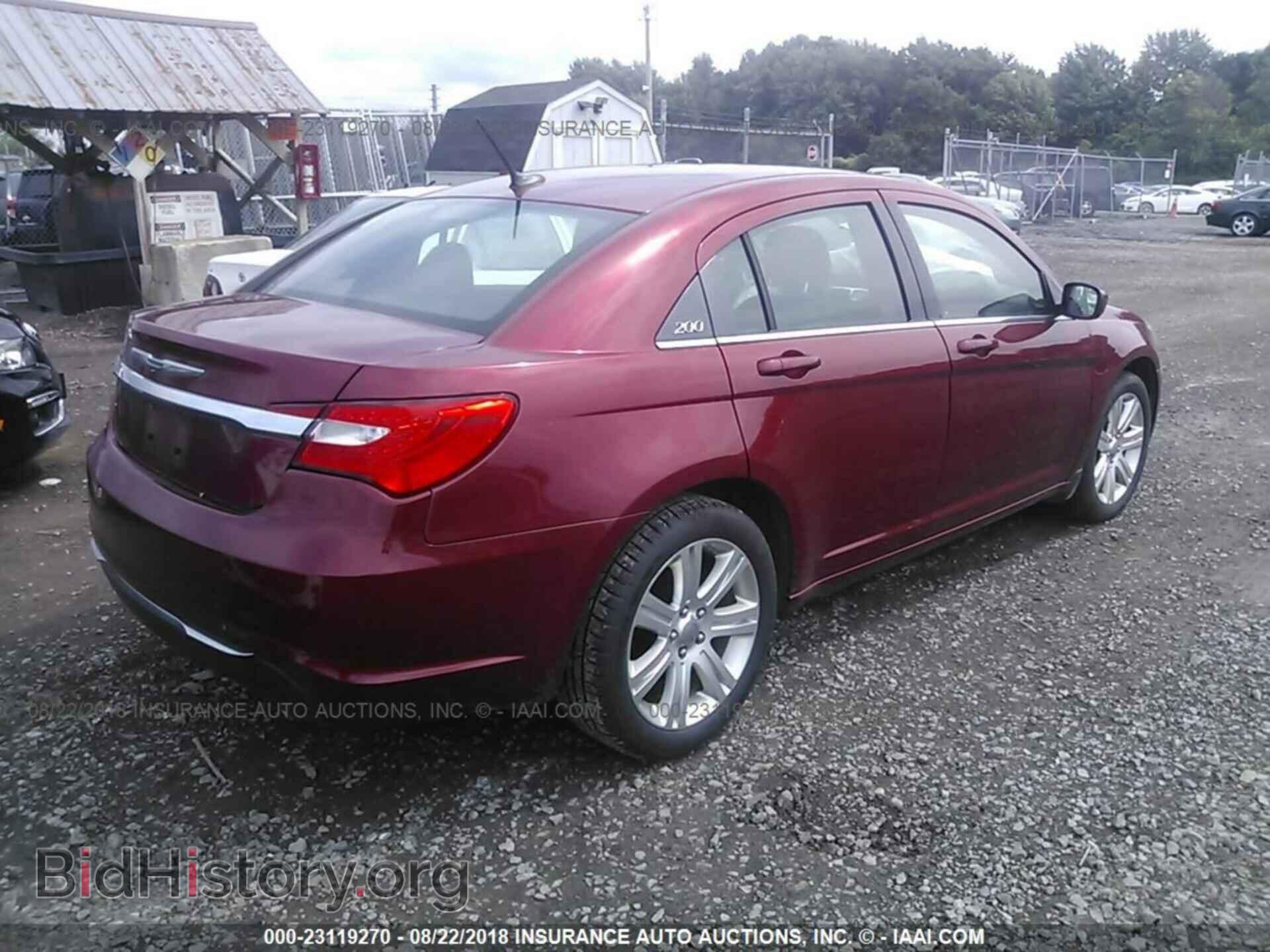 2012 Chrysler 200 - VIN: 1C3CCBBG1CN298418 - Фото 4