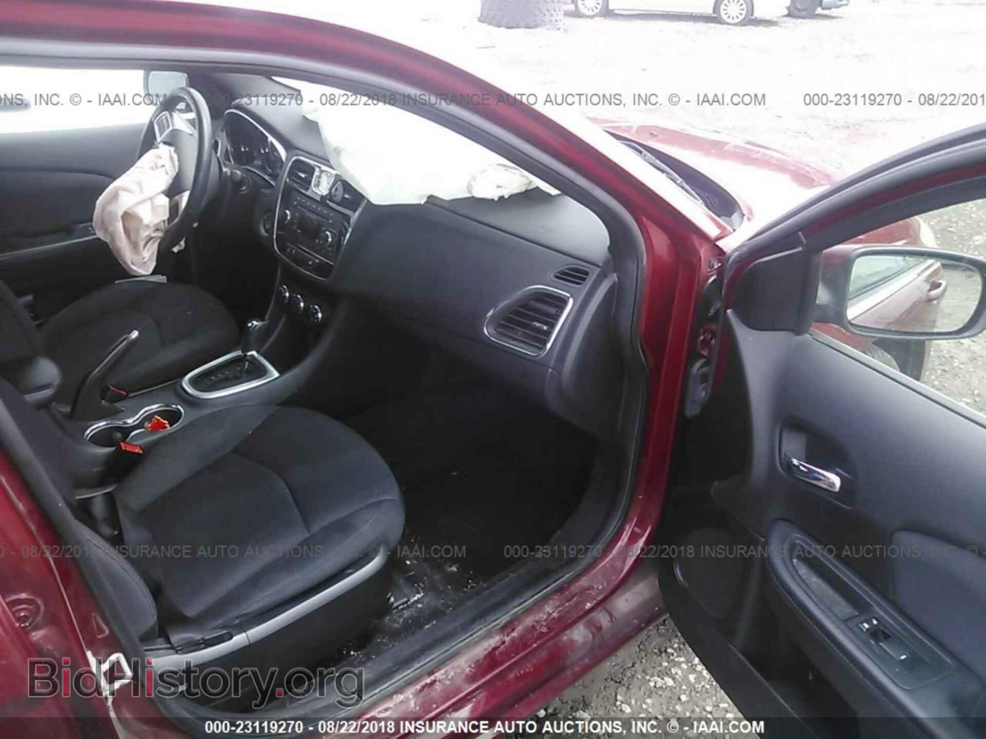 2012 Chrysler 200 - VIN: 1C3CCBBG1CN298418 - Фото 5