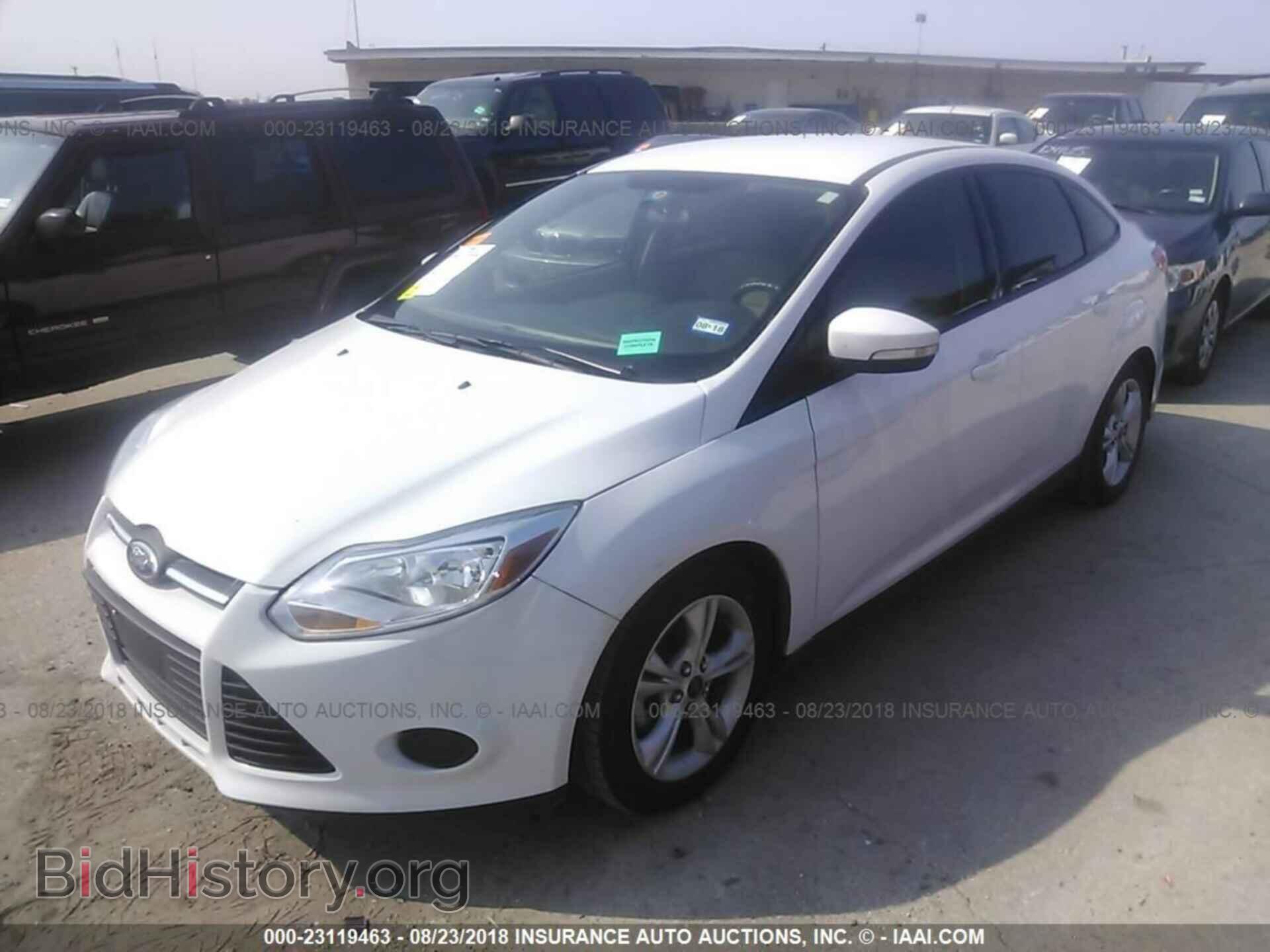 2014 Ford Focus - VIN: 1FADP3F29EL413005 - Фото 2