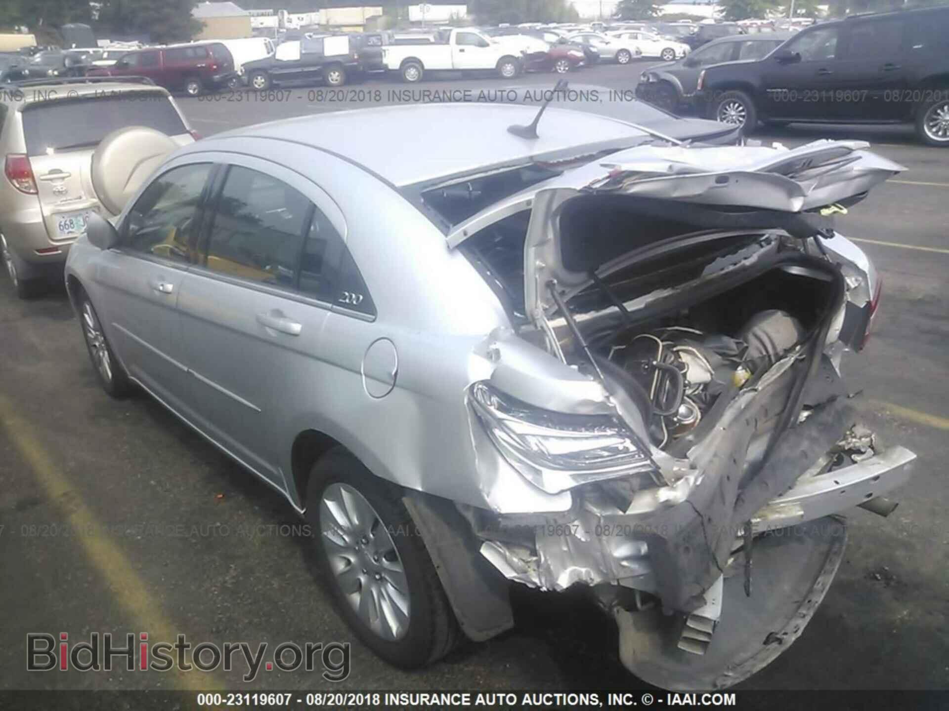 2012 Chrysler 200 - VIN: 1C3CCBAB6CN318149 - Фото 3