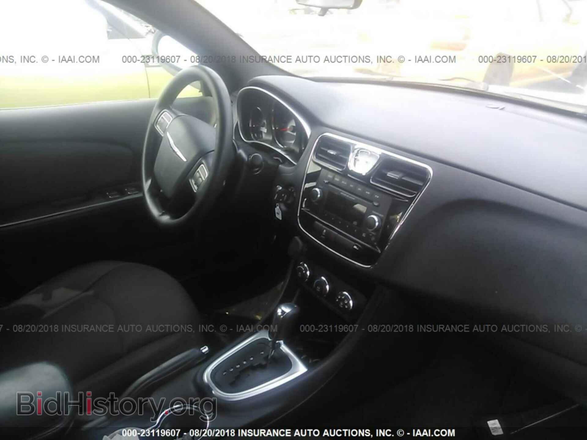 2012 Chrysler 200 - VIN: 1C3CCBAB6CN318149 - Фото 5