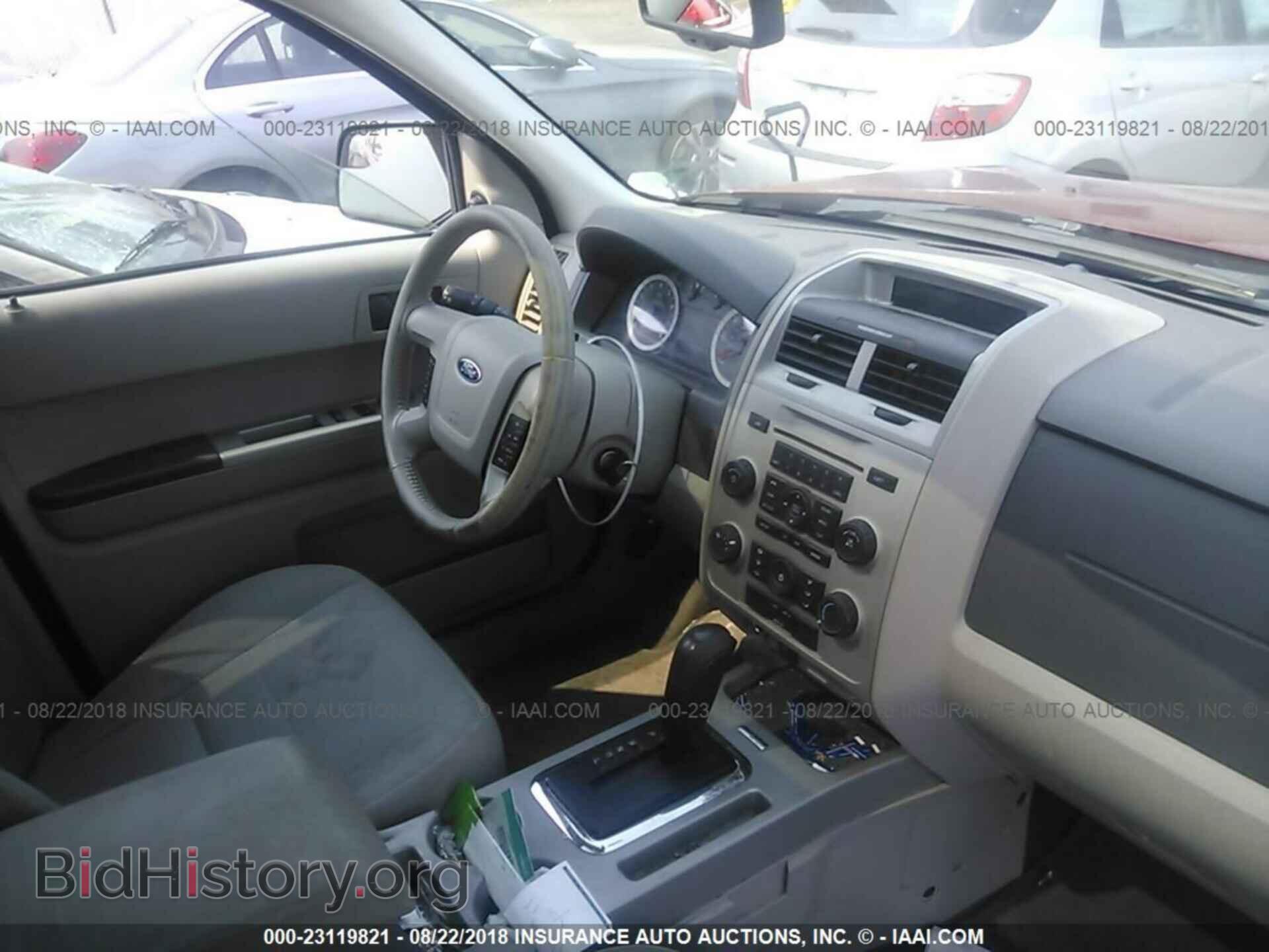 2011 Ford Escape - VIN: 1FMCU9DG9BKA60021 - Фото 5