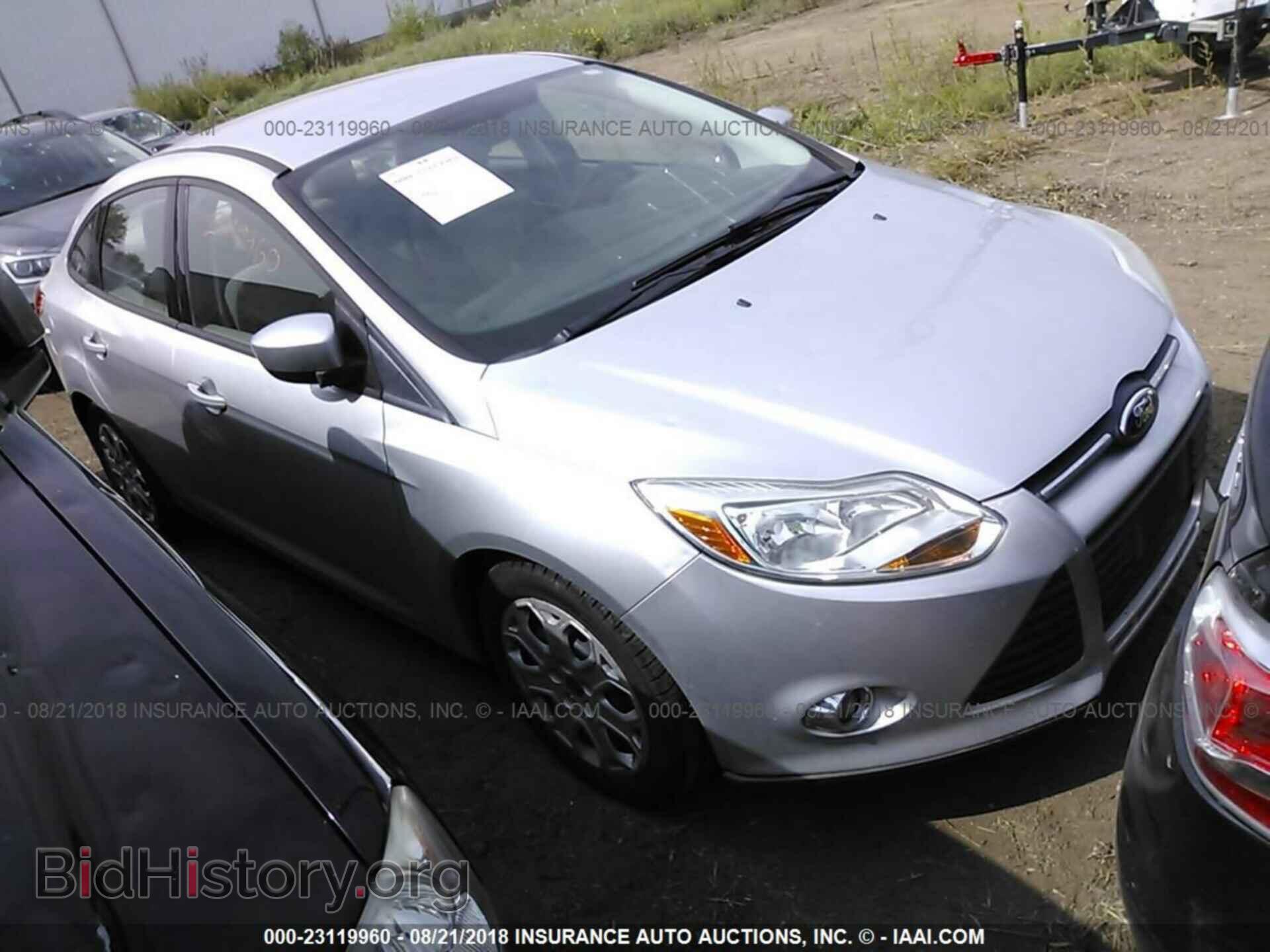 Фотография 1FAHP3F25CL424369 - Ford Focus 2012