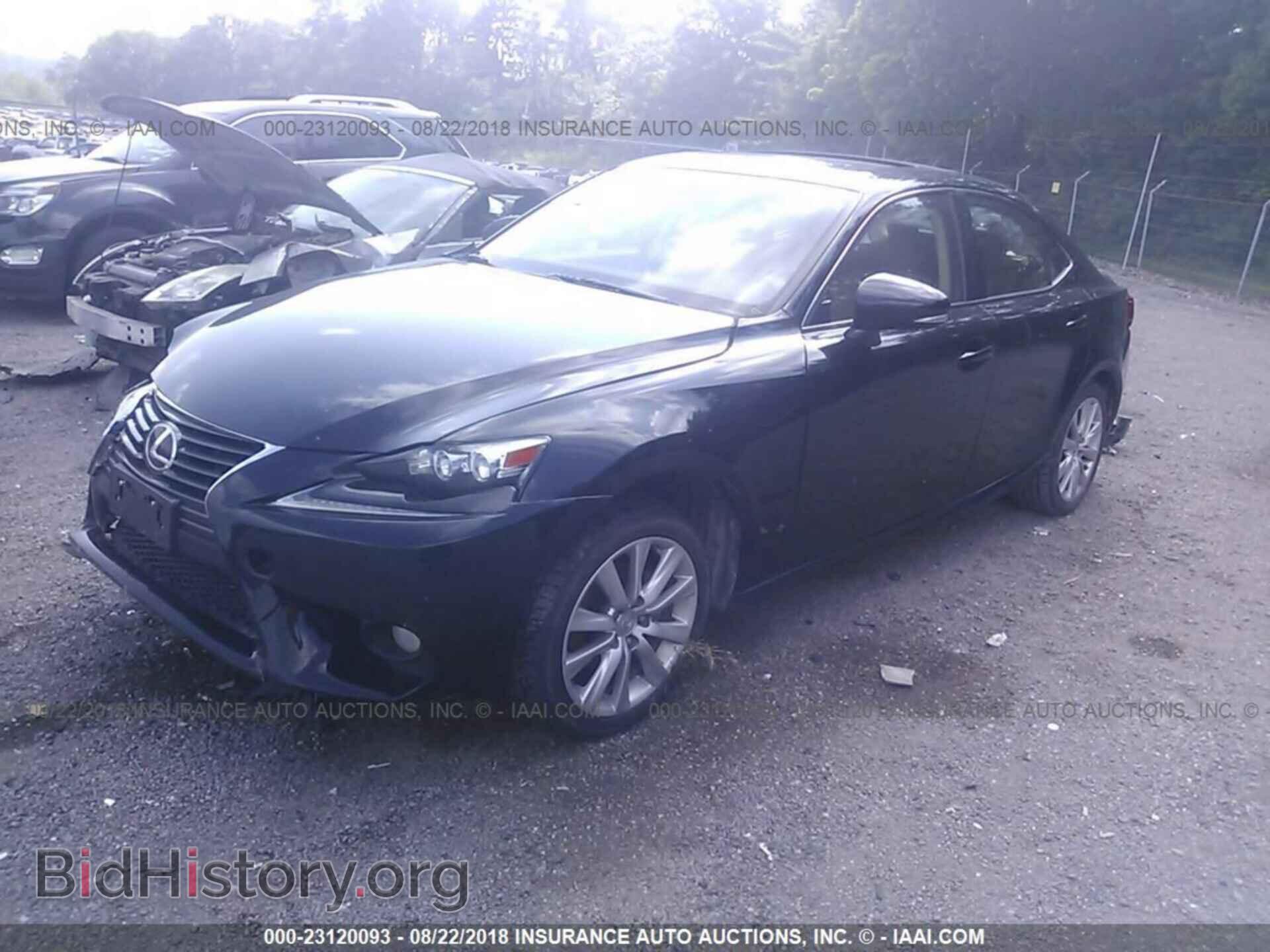 2014 Lexus Is - VIN: JTHCF1D26E5011042 - Photo 2