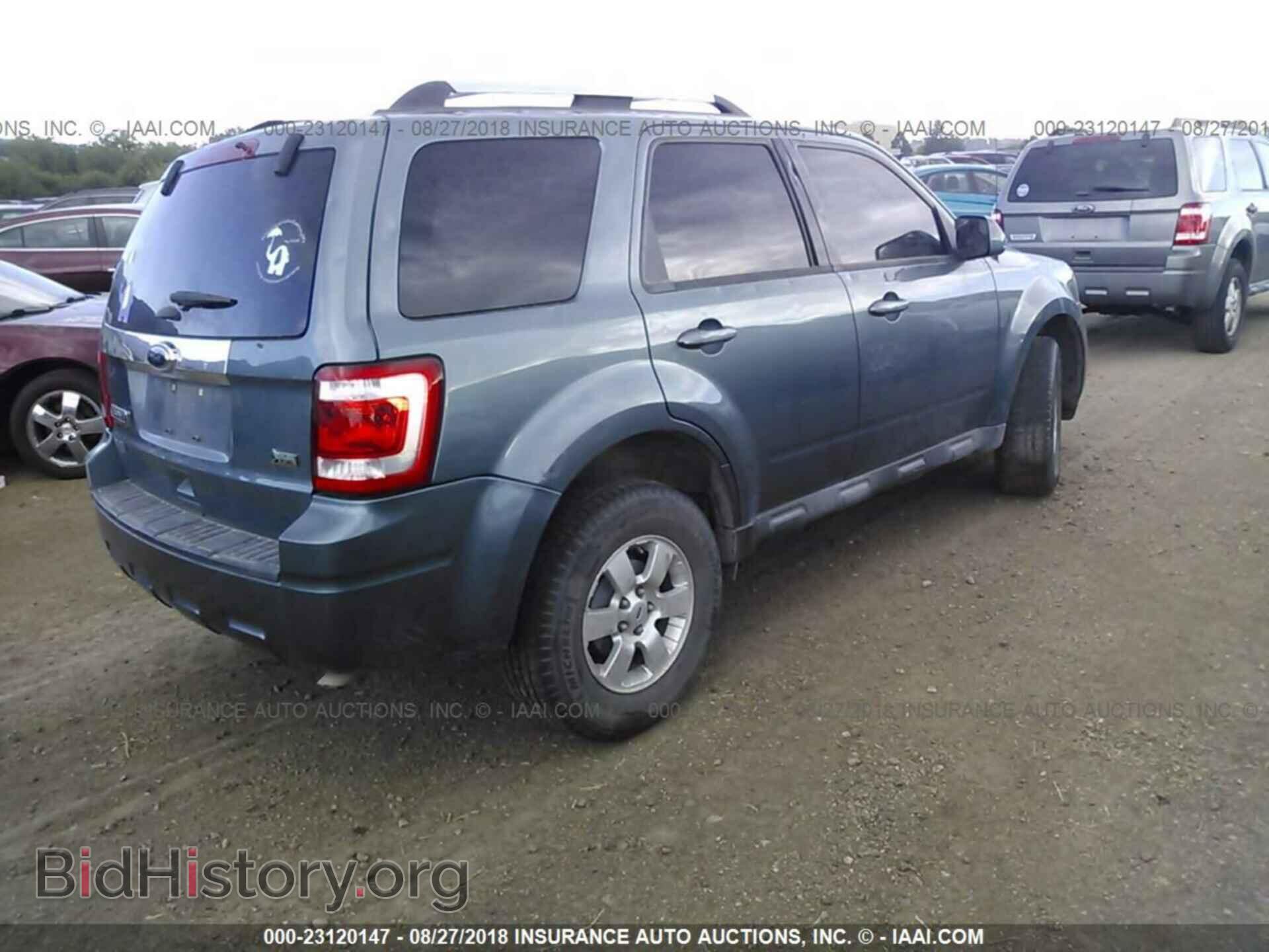 2011 Ford Escape - VIN: 1FMCU9EG6BKC25280 - Photo 4