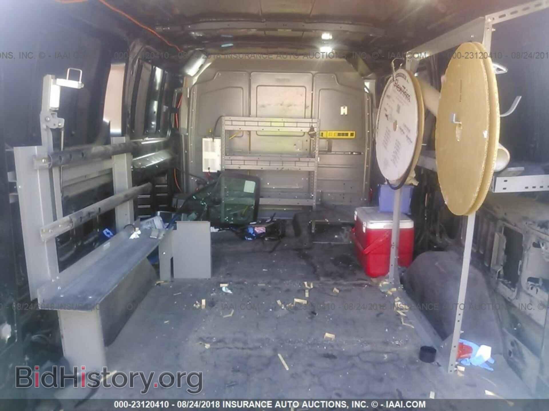 2015 Ford Transit - VIN: 1FTNE1YM1FKB27339 - Photo 8