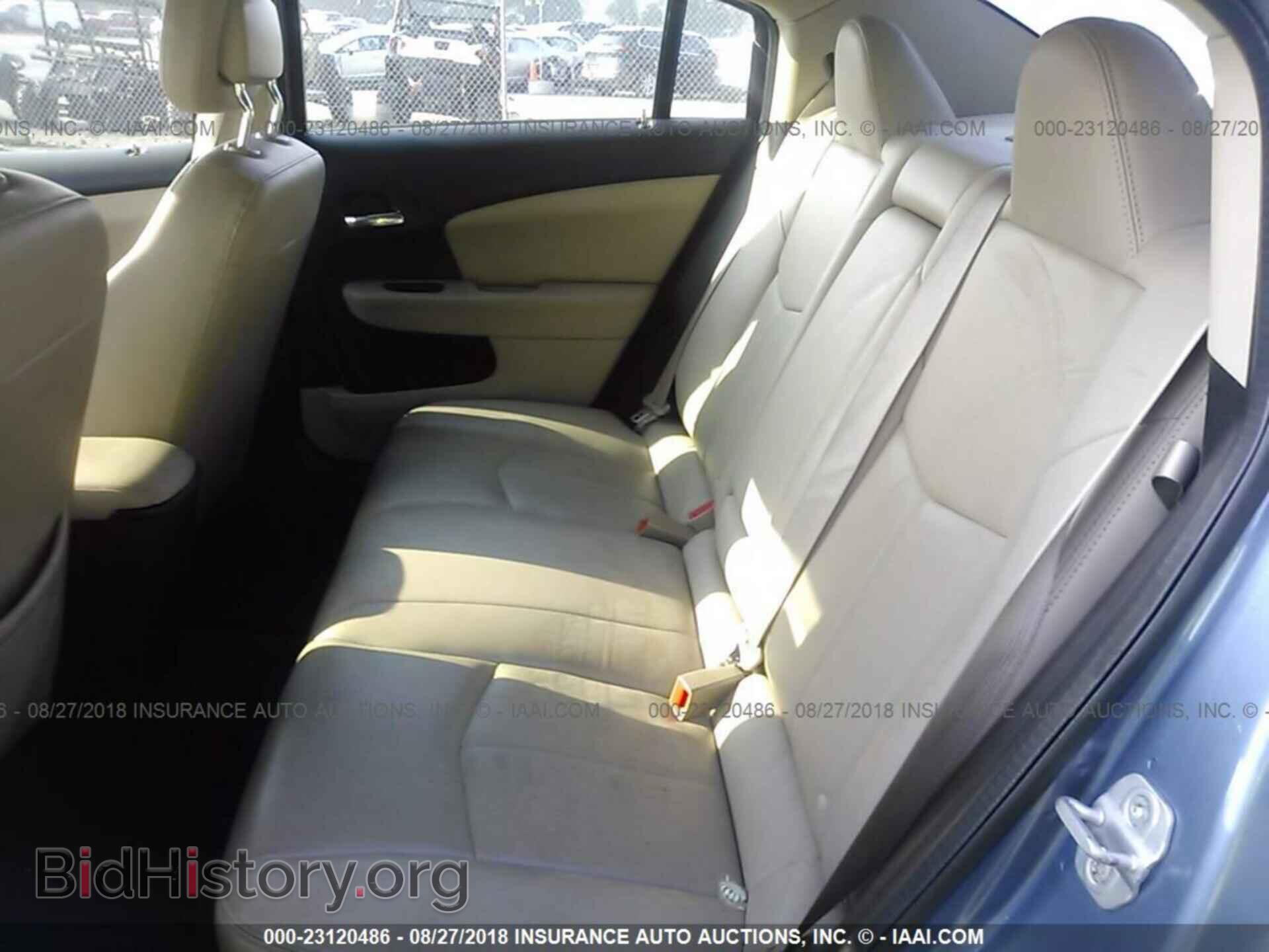 2011 Chrysler 200 - VIN: 1C3BC2FG0BN611169 - Фото 8