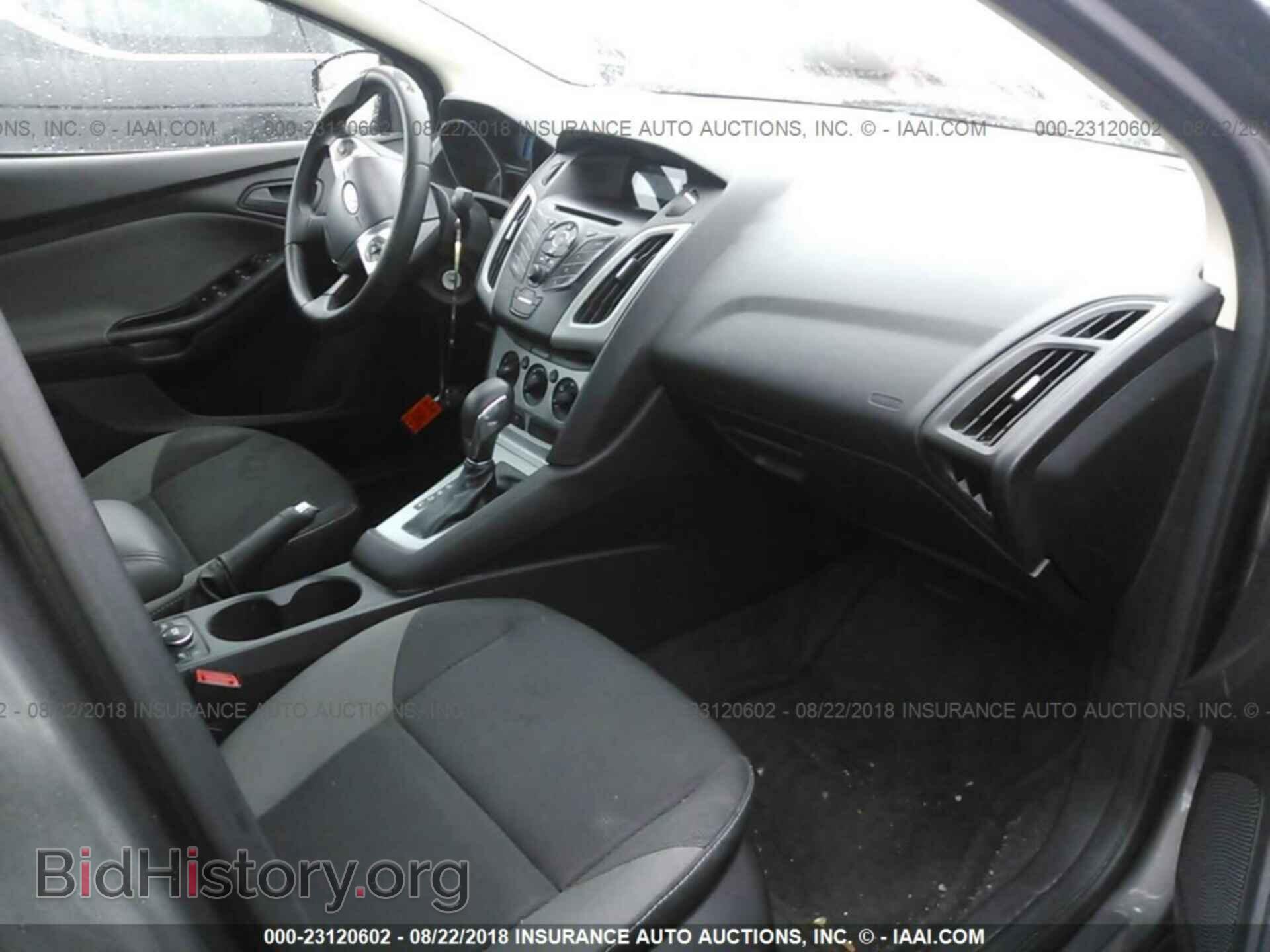 2012 Ford Focus - VIN: 1FAHP3F21CL230177 - Photo 5