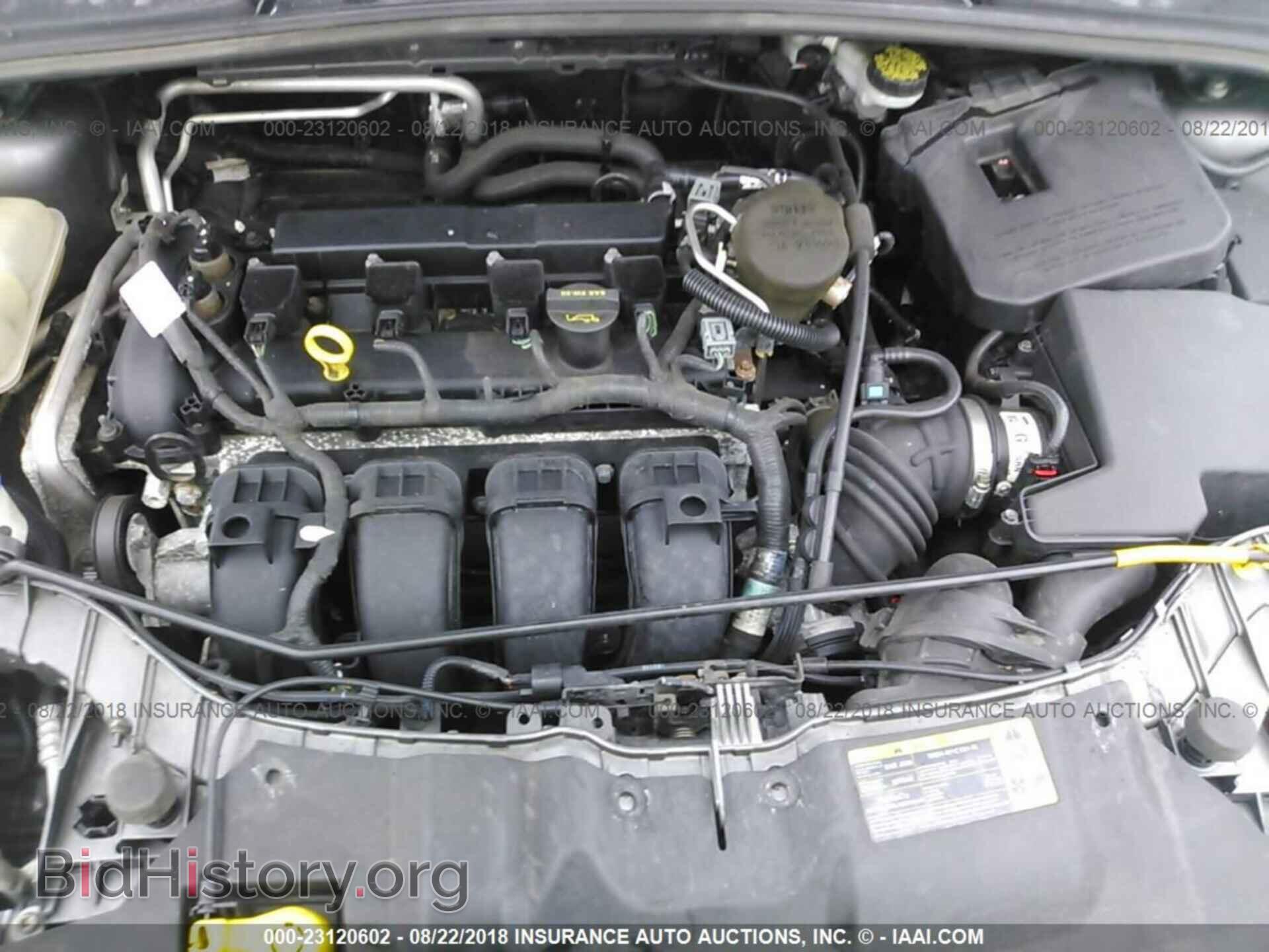 2012 Ford Focus - VIN: 1FAHP3F21CL230177 - Photo 10