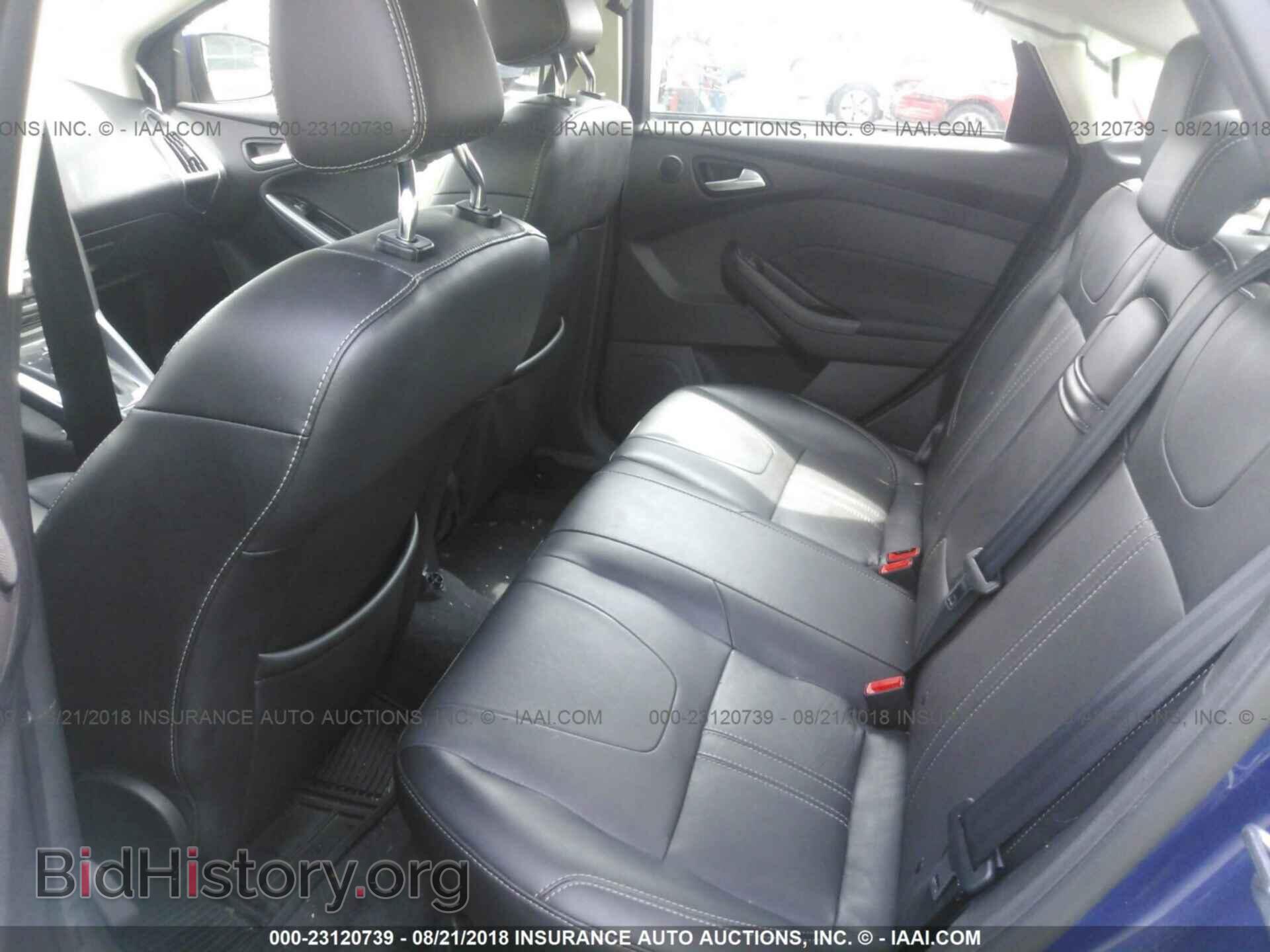 2012 Ford Focus - VIN: 1FAHP3J28CL282770 - Photo 8