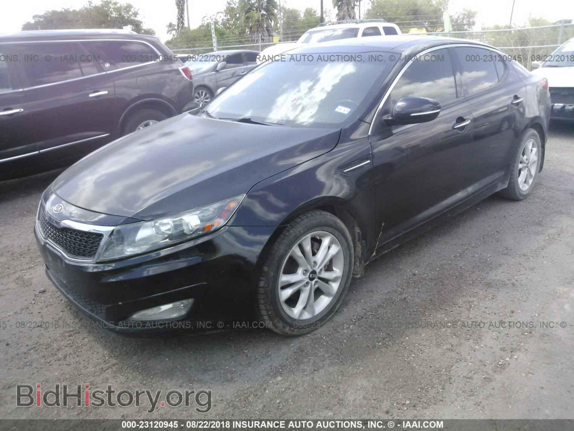 2011 Kia Optima - VIN: KNAGN4A71B5160782 - Фото 2