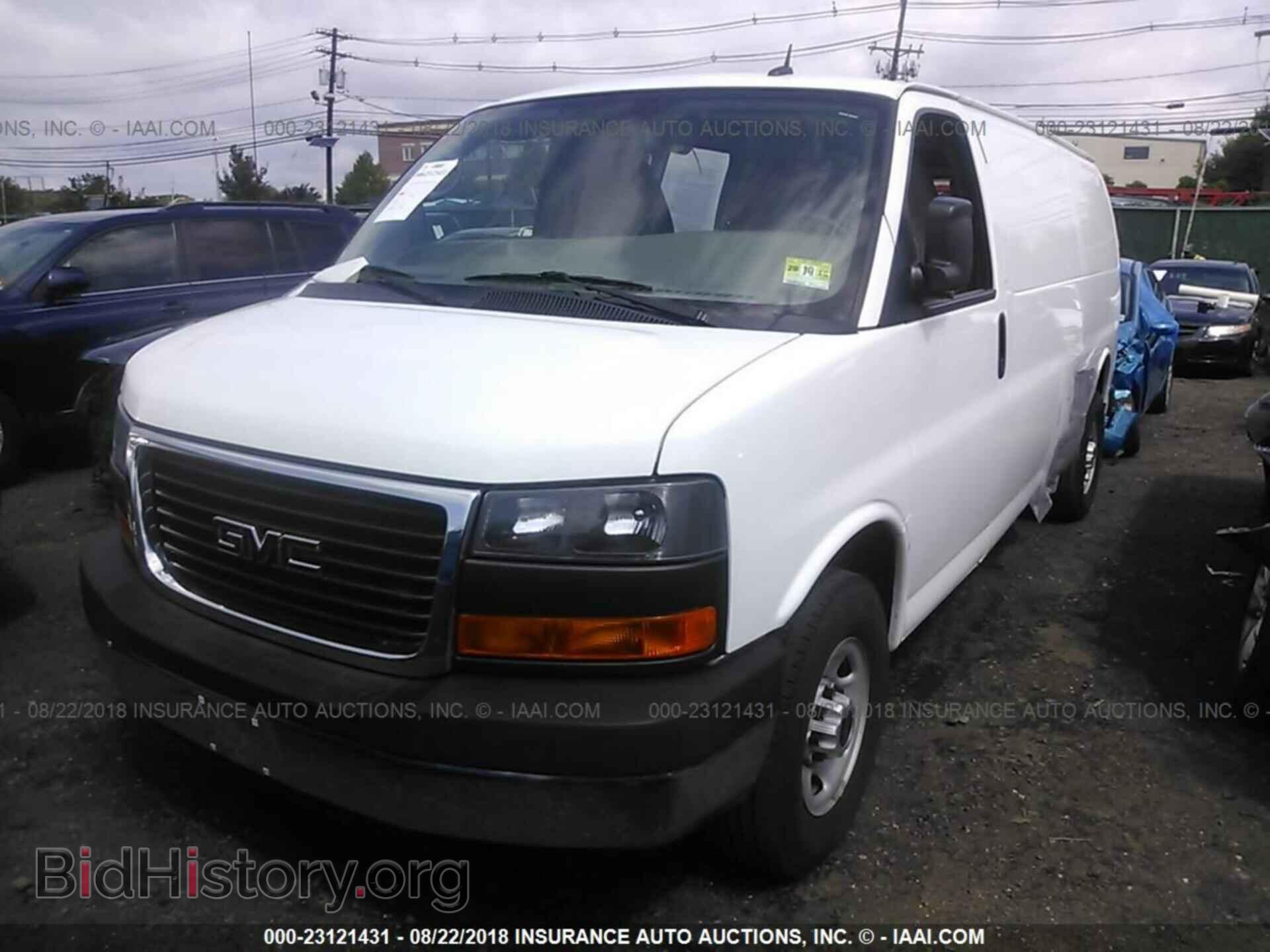 2014 GMC SAVANA - VIN: 1GTZ7UCG6E1209568 - Фото 2