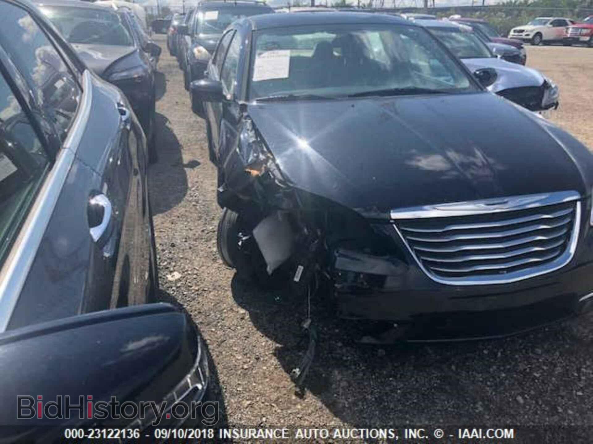 Фотография 1C3CCBBB1CN137460 - Chrysler 200 2012
