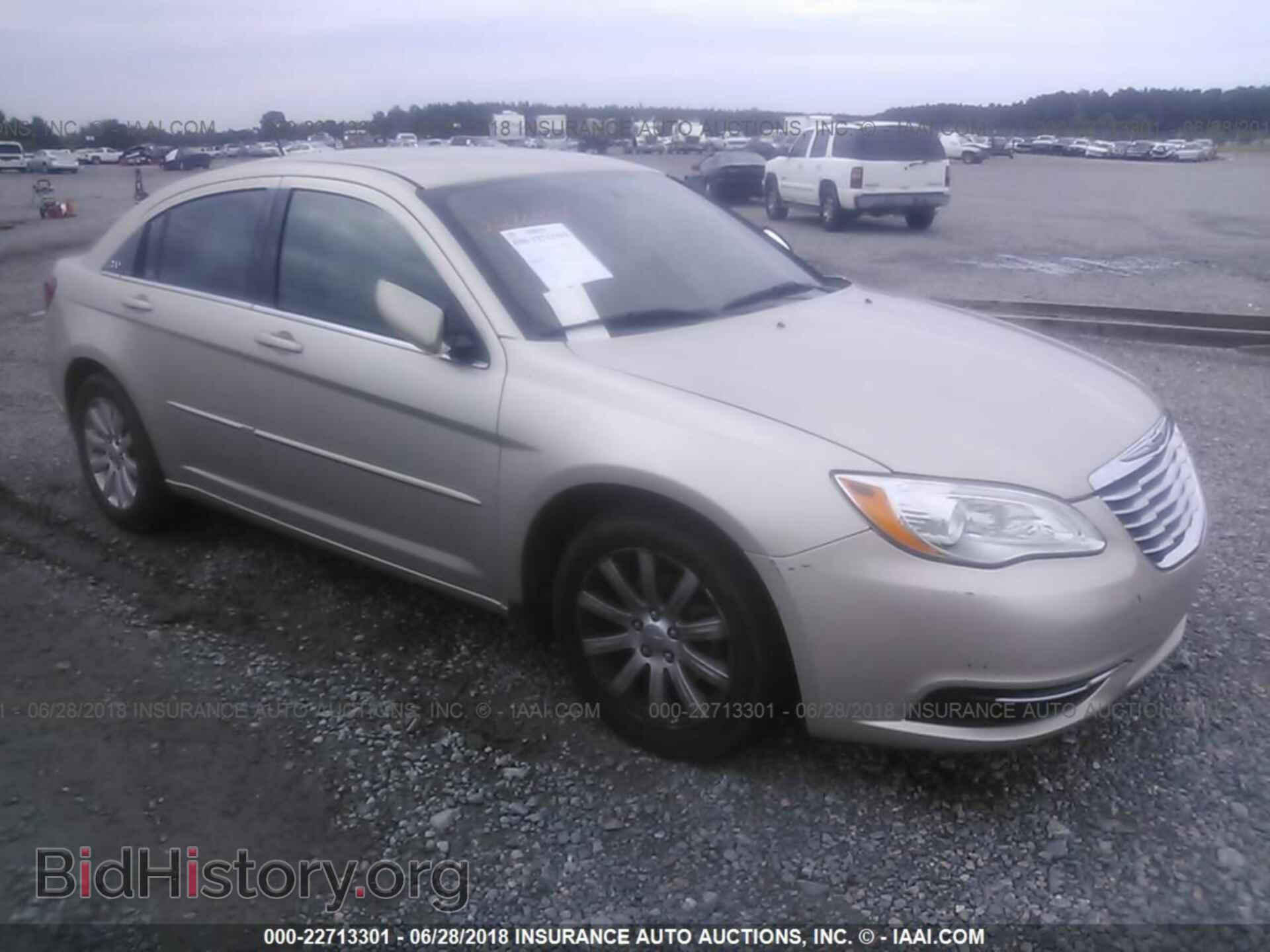 Фотография 1C3CCBBB5DN655900 - CHRYSLER 200 2013