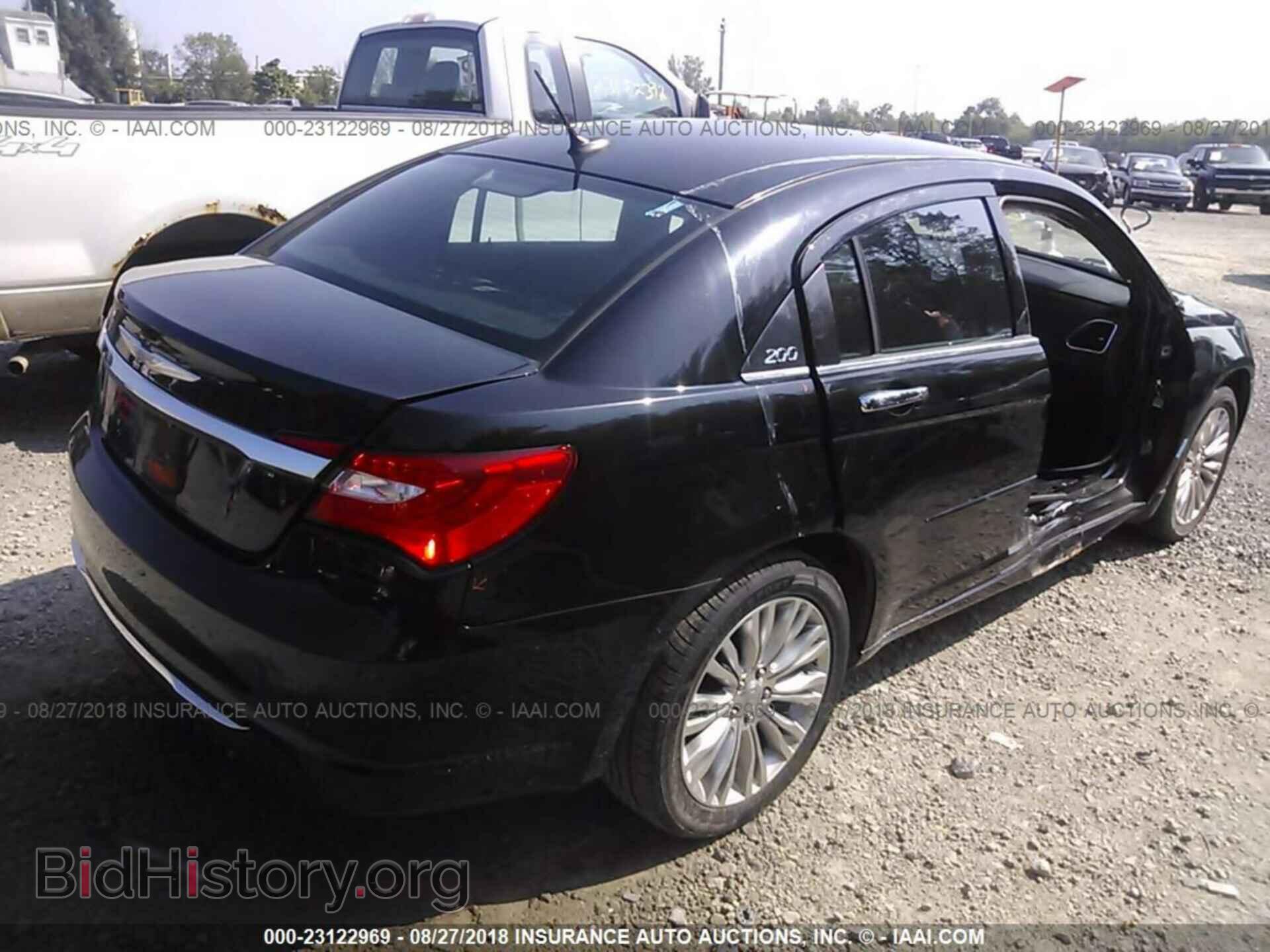 2012 Chrysler 200 - VIN: 1C3CCBCB0CN200952 - Фото 4